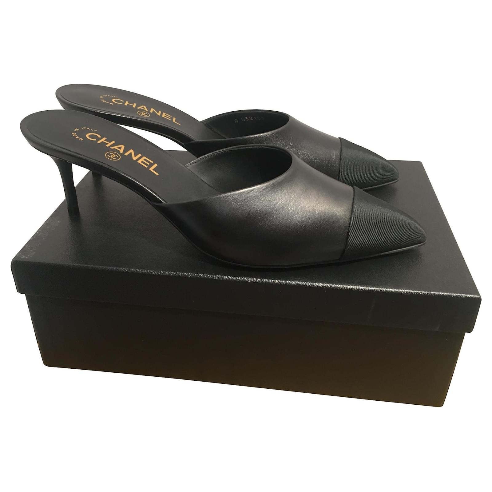 soft plastic sandals