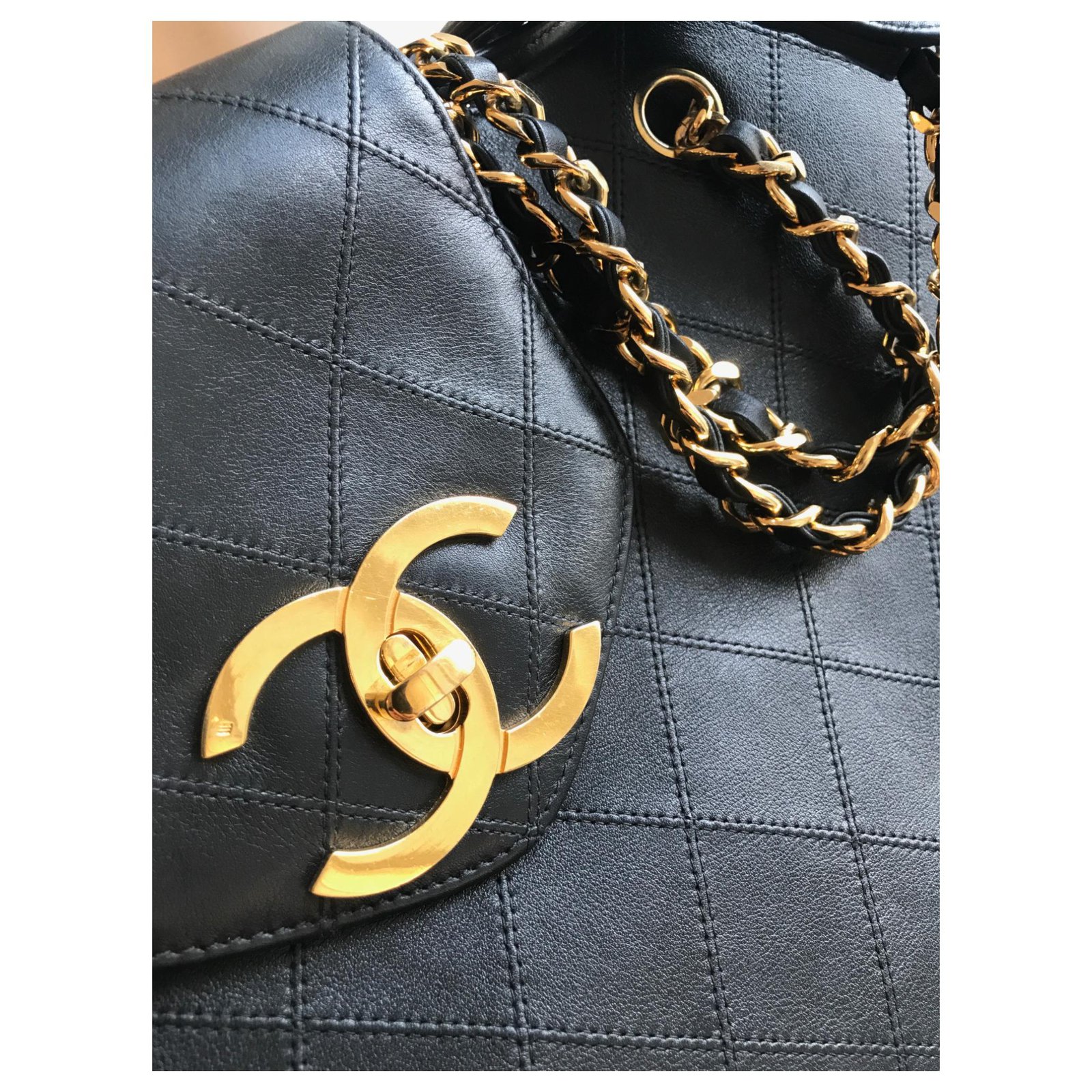 Chanel XL Travel Tote Bag Black Leather ref.146662 - Joli Closet