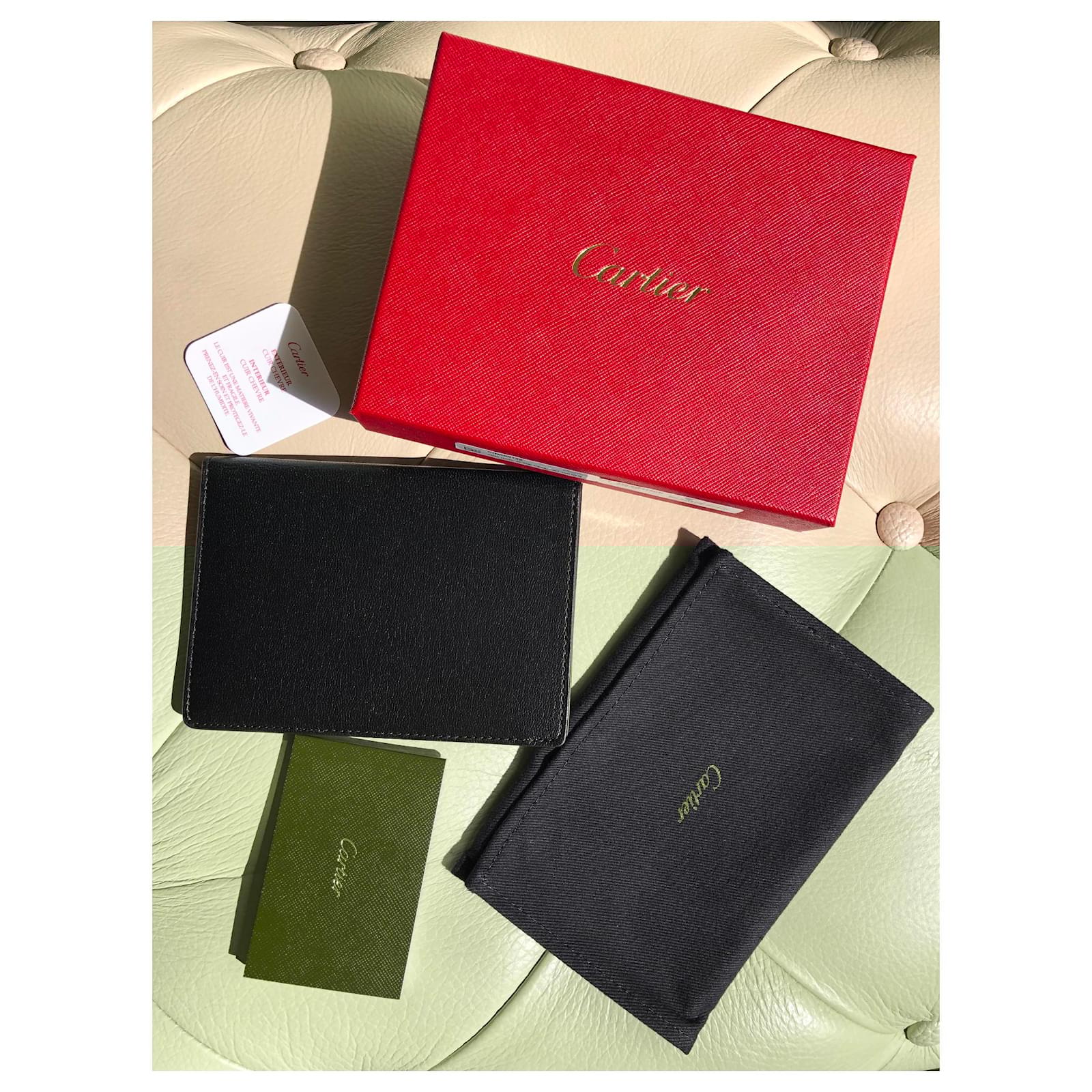 Cartier Passport and card holder Black Leather ref.146796 Joli Closet