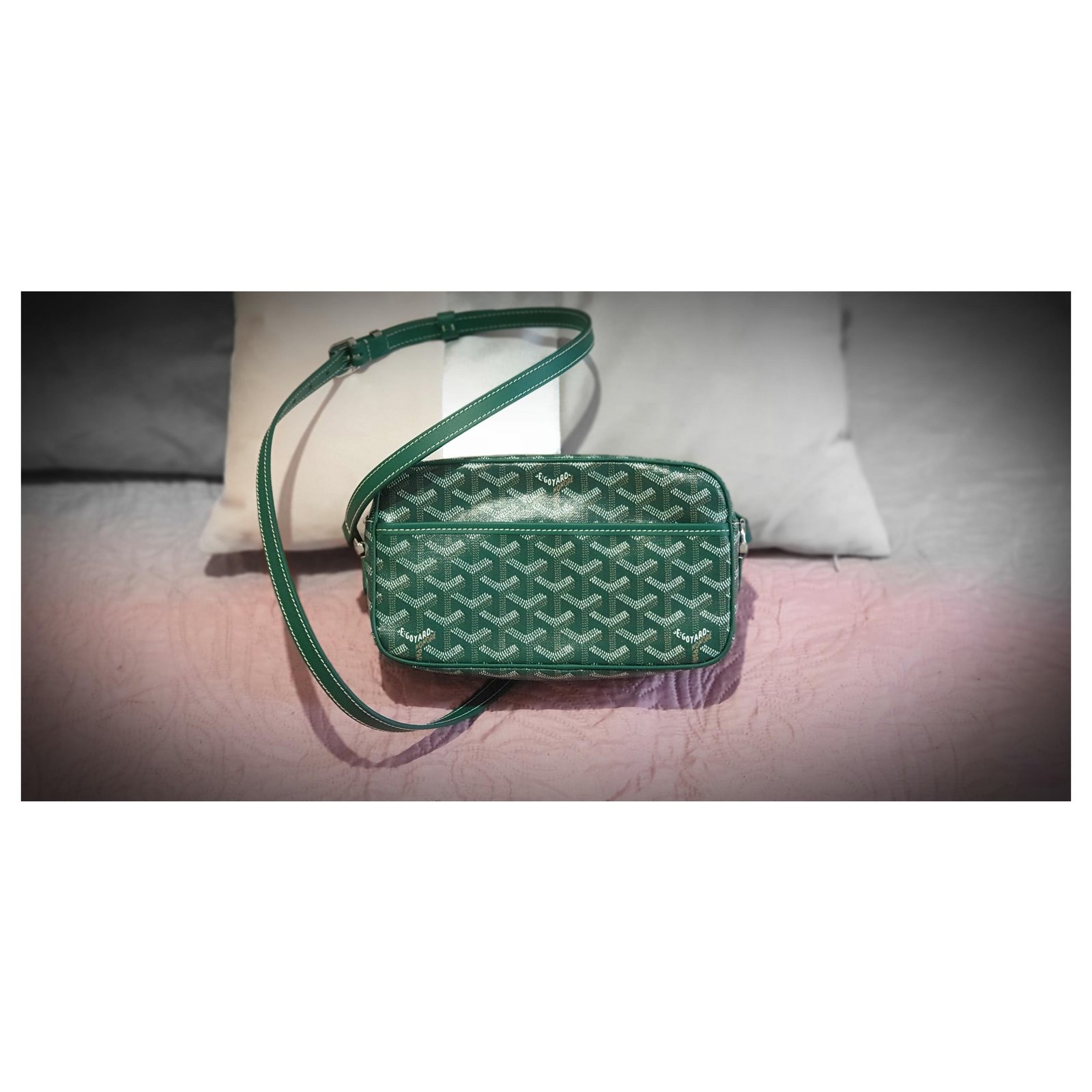 Cap Vert Goyard Green cap Patent leather ref.202979 - Joli Closet