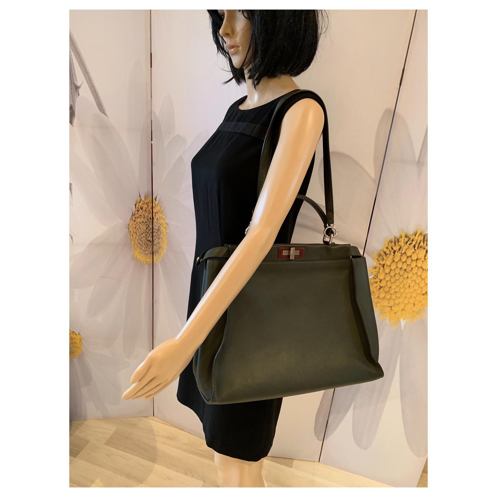 Fendi peekaboo olive outlet green