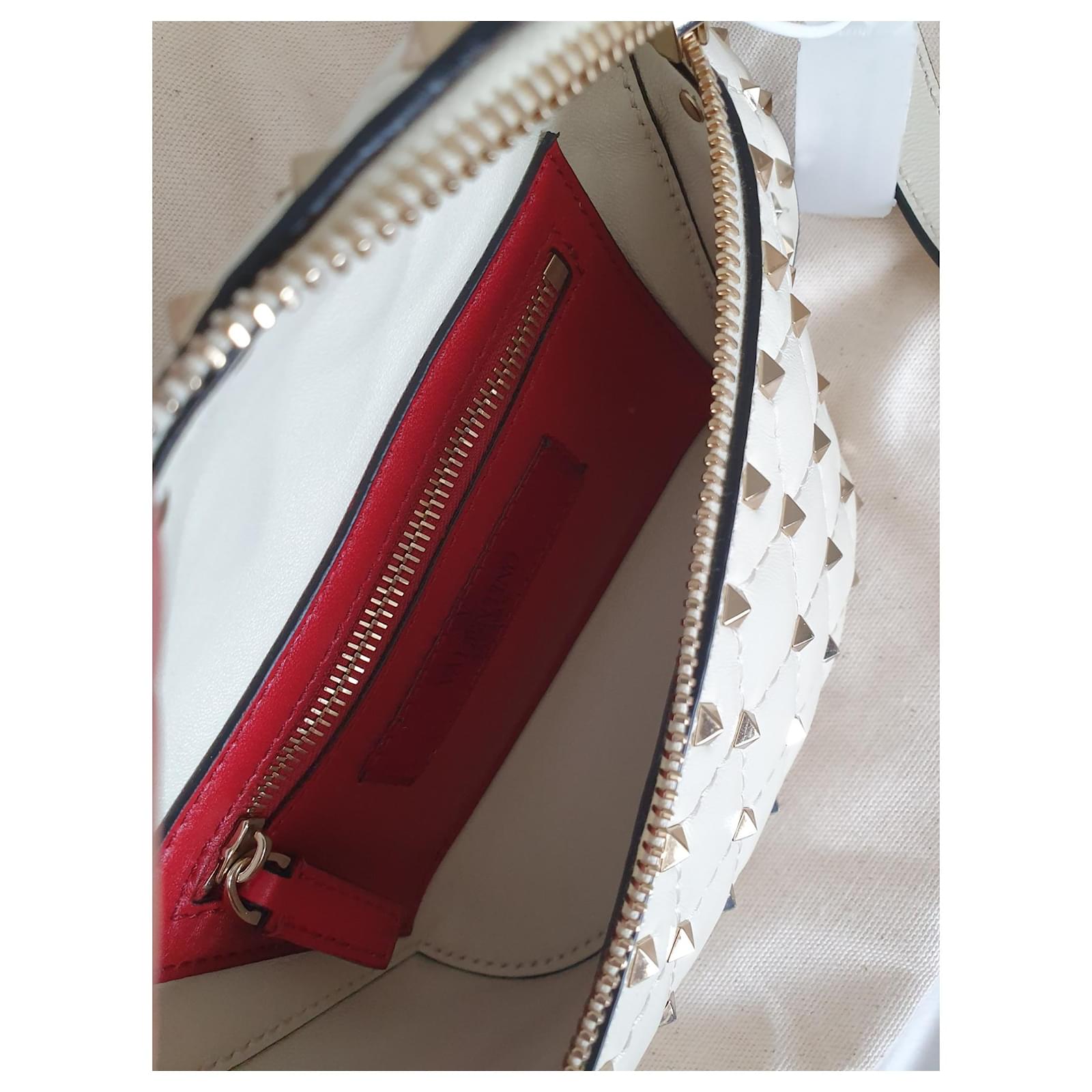 VALENTINO ROCKSTUD WAIST Sac de ceinture Cuir ??cru ref.147401 - Joli Closet