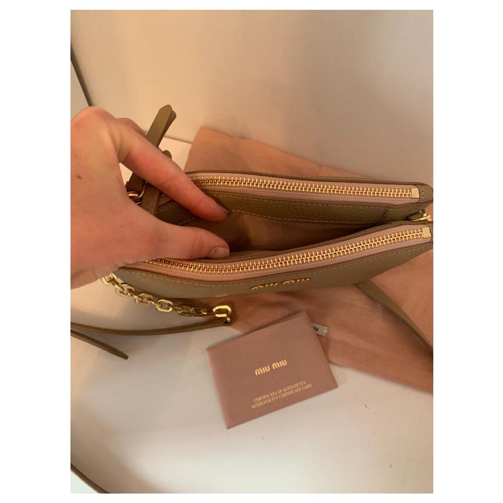 Sac à Main En Cuir Mui Mui - Magnifique Et Neuf (sans étiquette) - Pour Femme