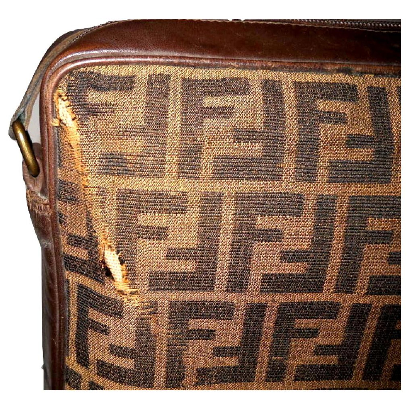 Vintage Fendi Zucca Medium Top Handle Bag Brown Leather Cloth ref.982382 -  Joli Closet