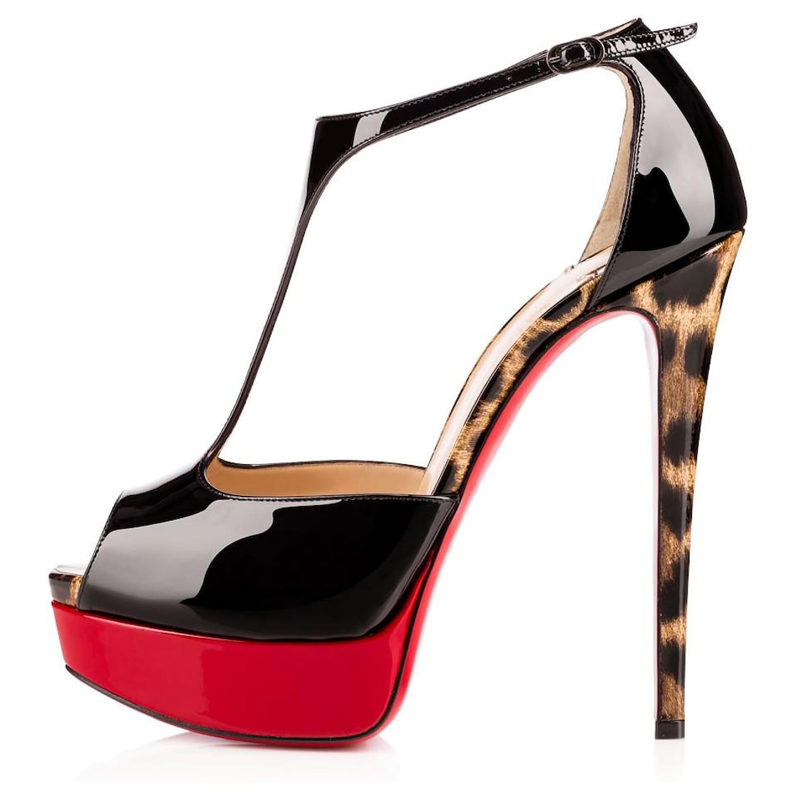 Christian Louboutin ヒョウ柄 ハイヒール Christian Louboutin ヒョウ柄パンプス 35M 約22cm レディース