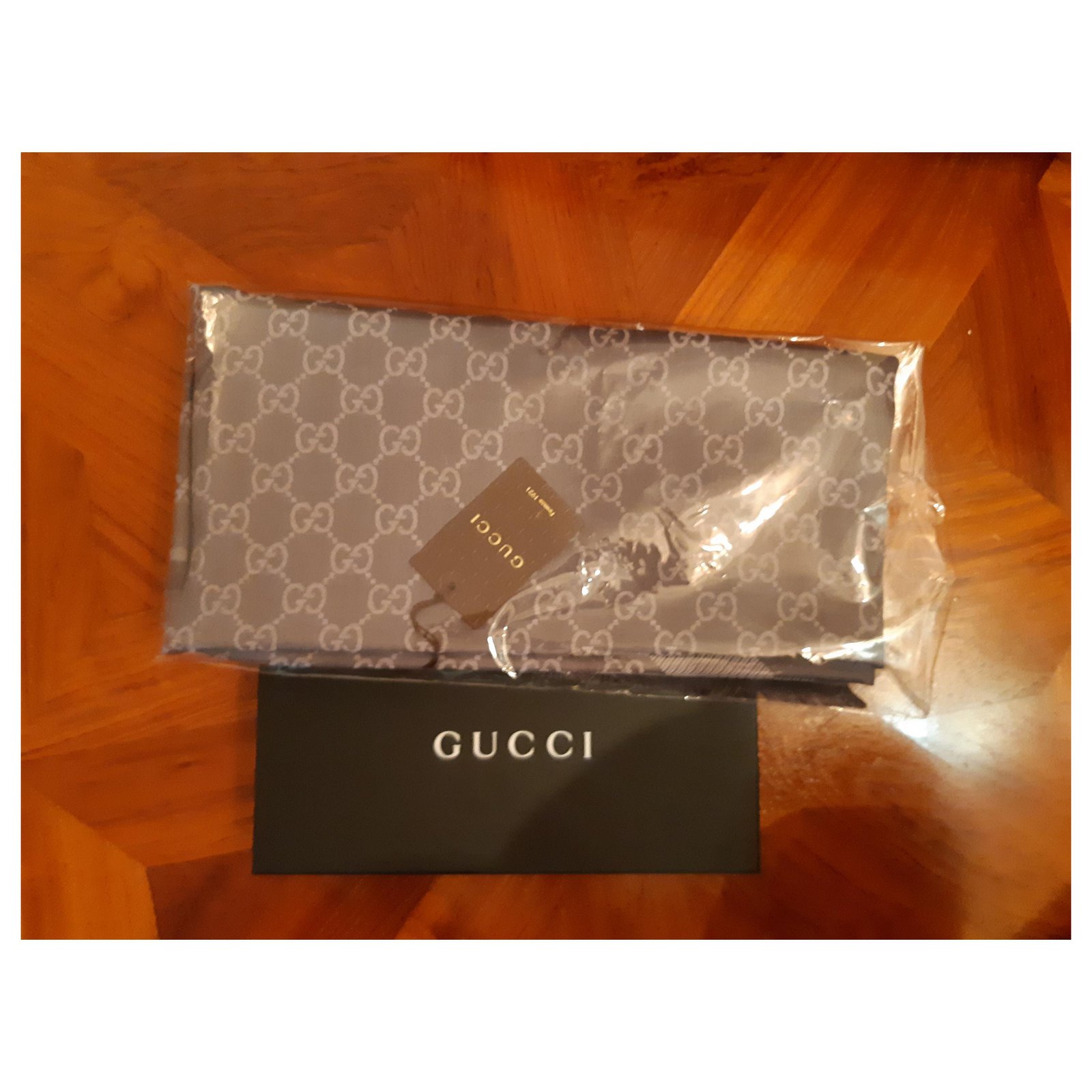 Gucci Scarf Grey Silk Wool ref.45294 - Joli Closet