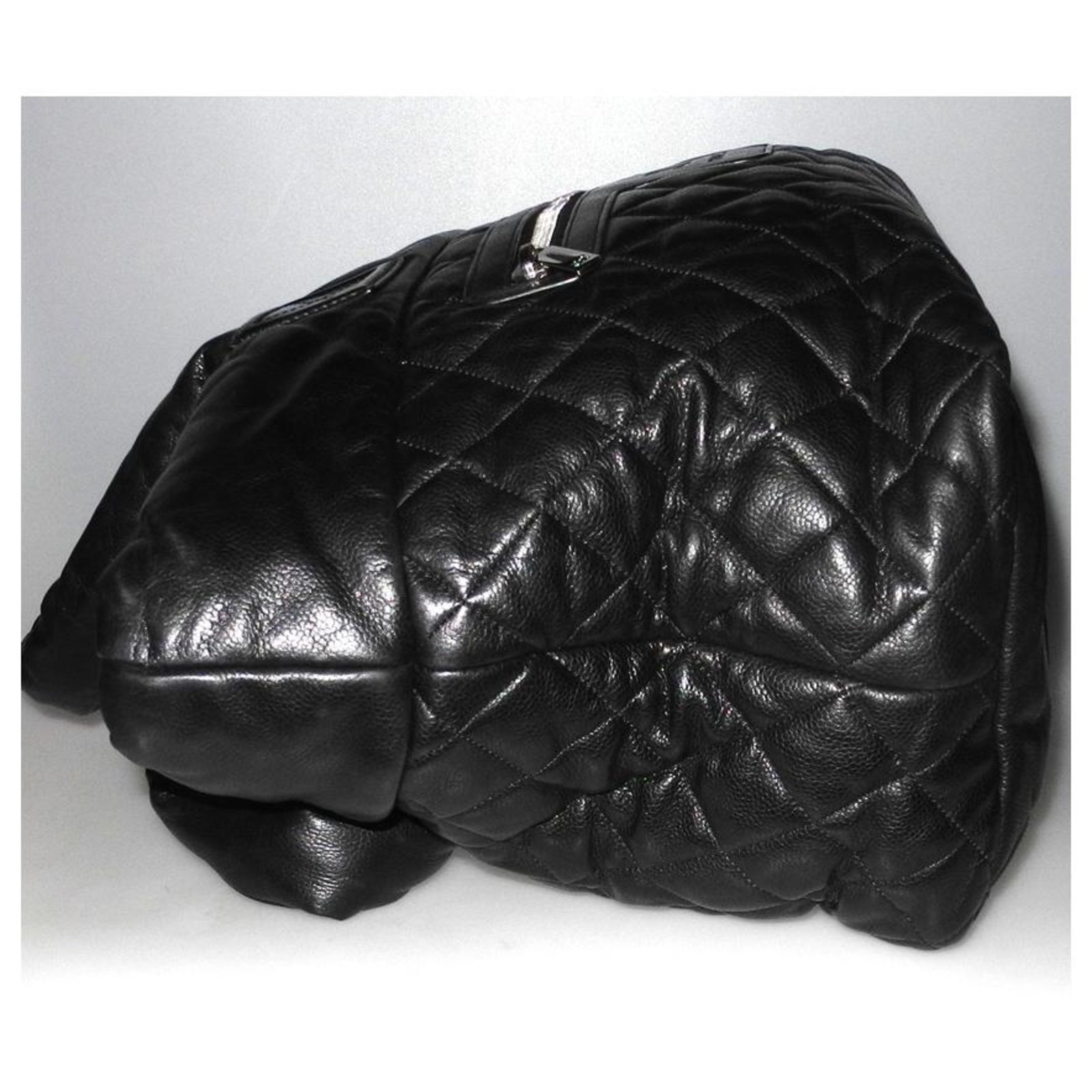Optø, optø, frost tø Søgemaskine optimering Gade Chanel Large cocoon tote bag black quilted grained leather ref.151226 -  Joli Closet