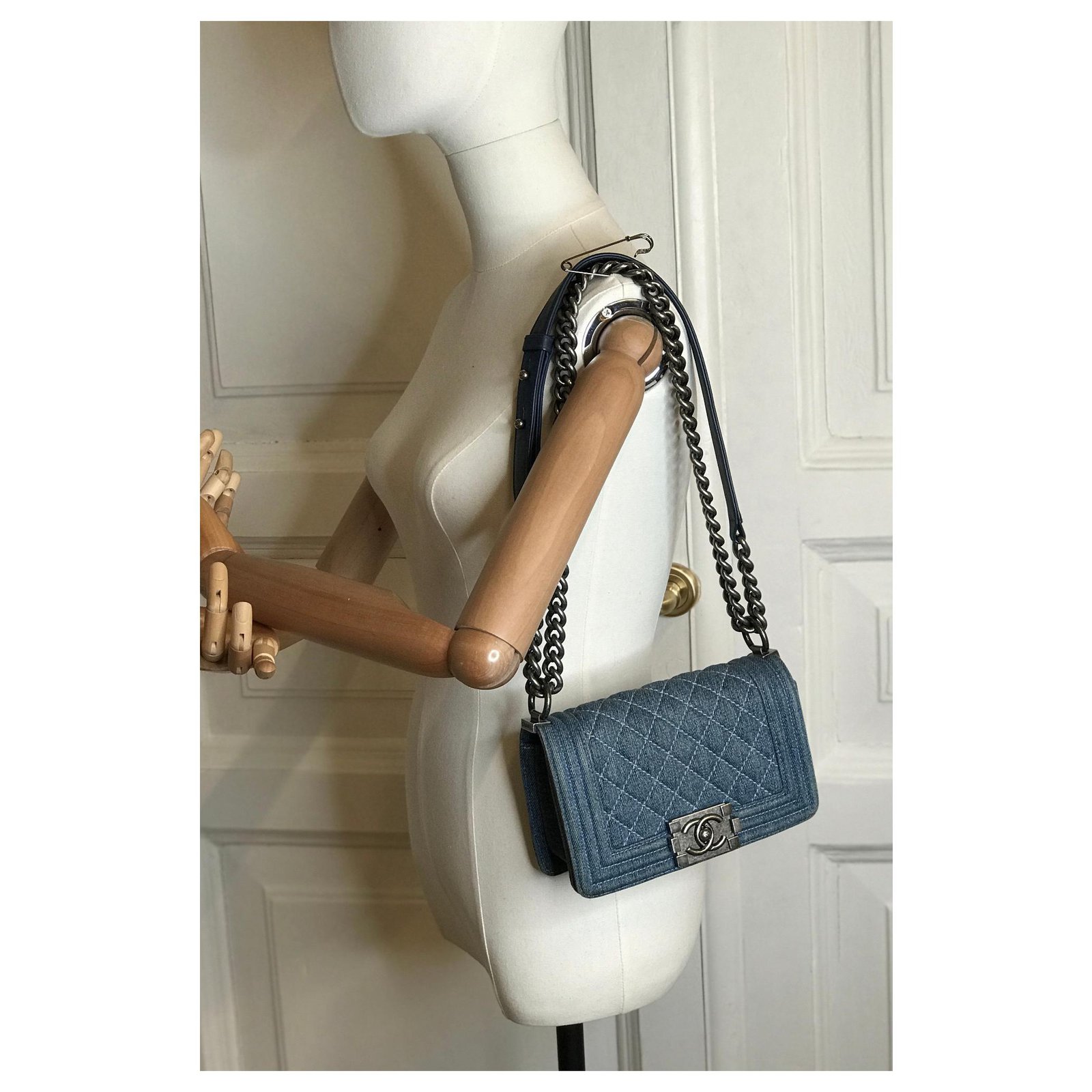 Chanel Boy Denim Bag w/box, Dustbag Blue ref.152455 - Joli Closet