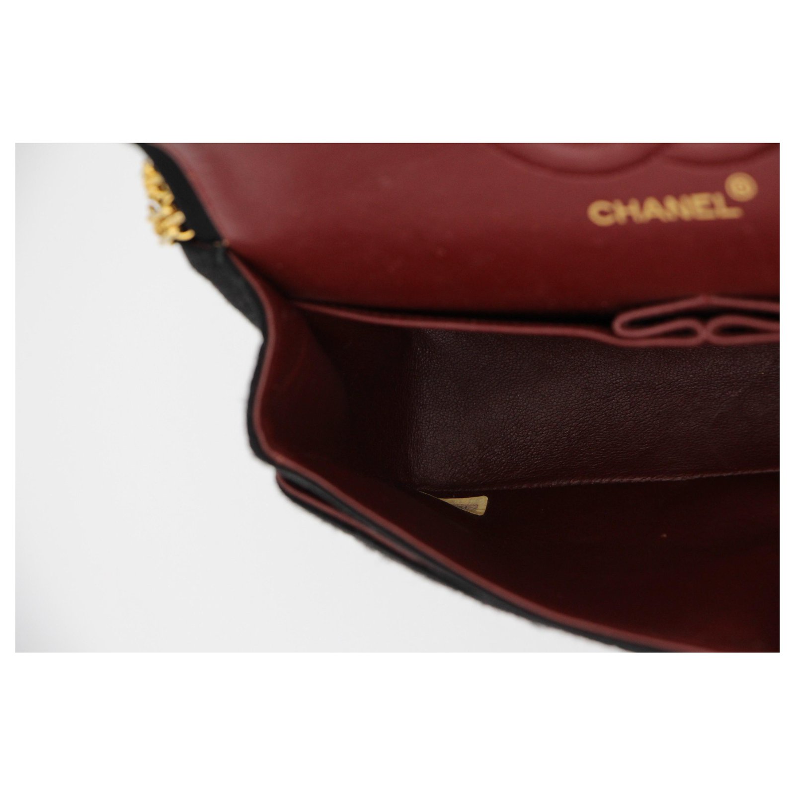 Vintage CHANEL bag, Timeless model, CIRCA 1986-1988 Black Cloth ref.153144  - Joli Closet