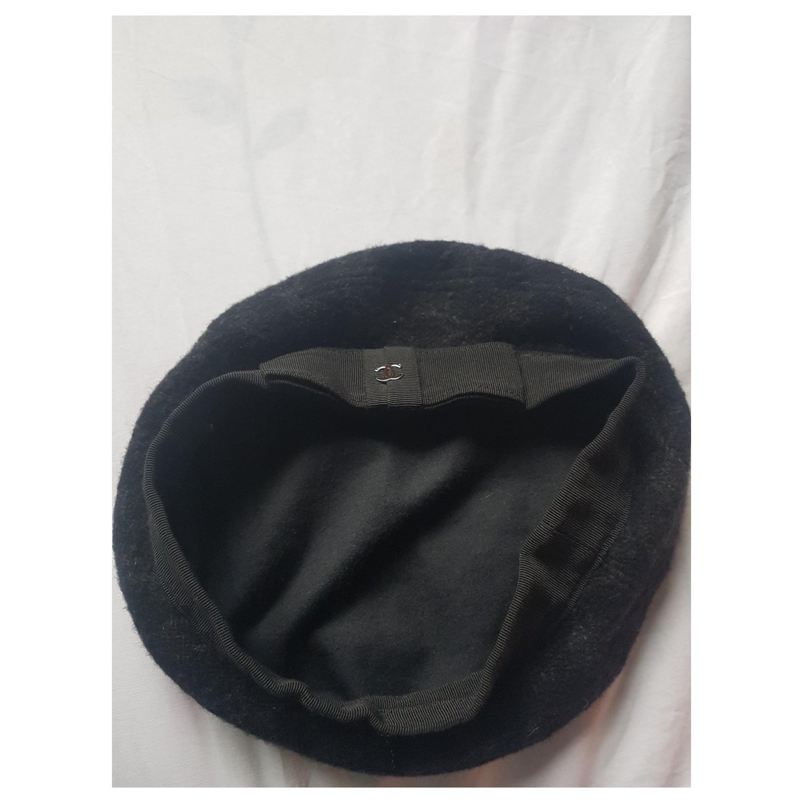 Chanel beret Black Dark grey Wool ref.153589 - Joli Closet