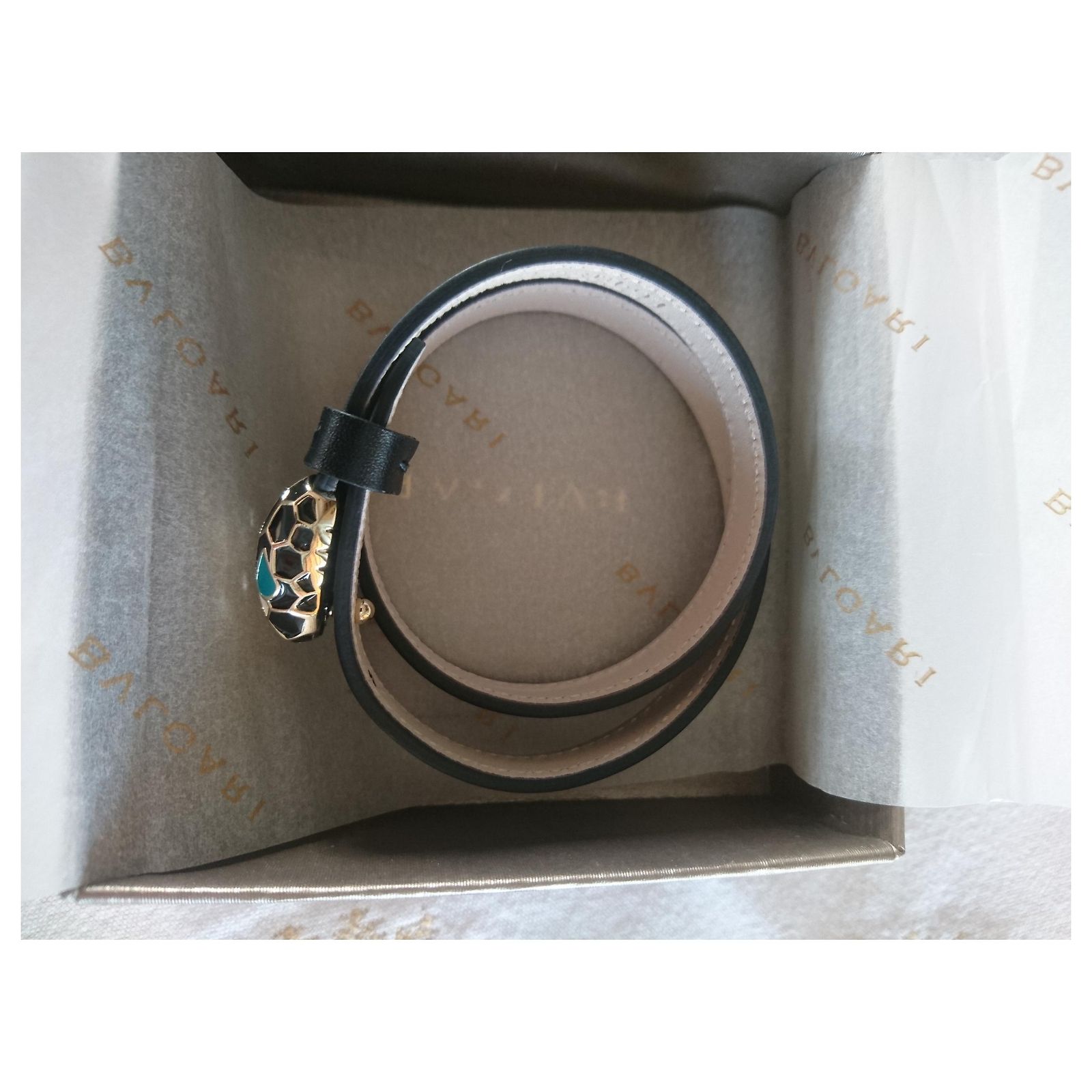 Portefeuille Bulgari Serpenti En Cuir Noir - Occasion Très Bon état, Dimensions L11 X H8,5 X P2 Cm, Avec Puce électronique