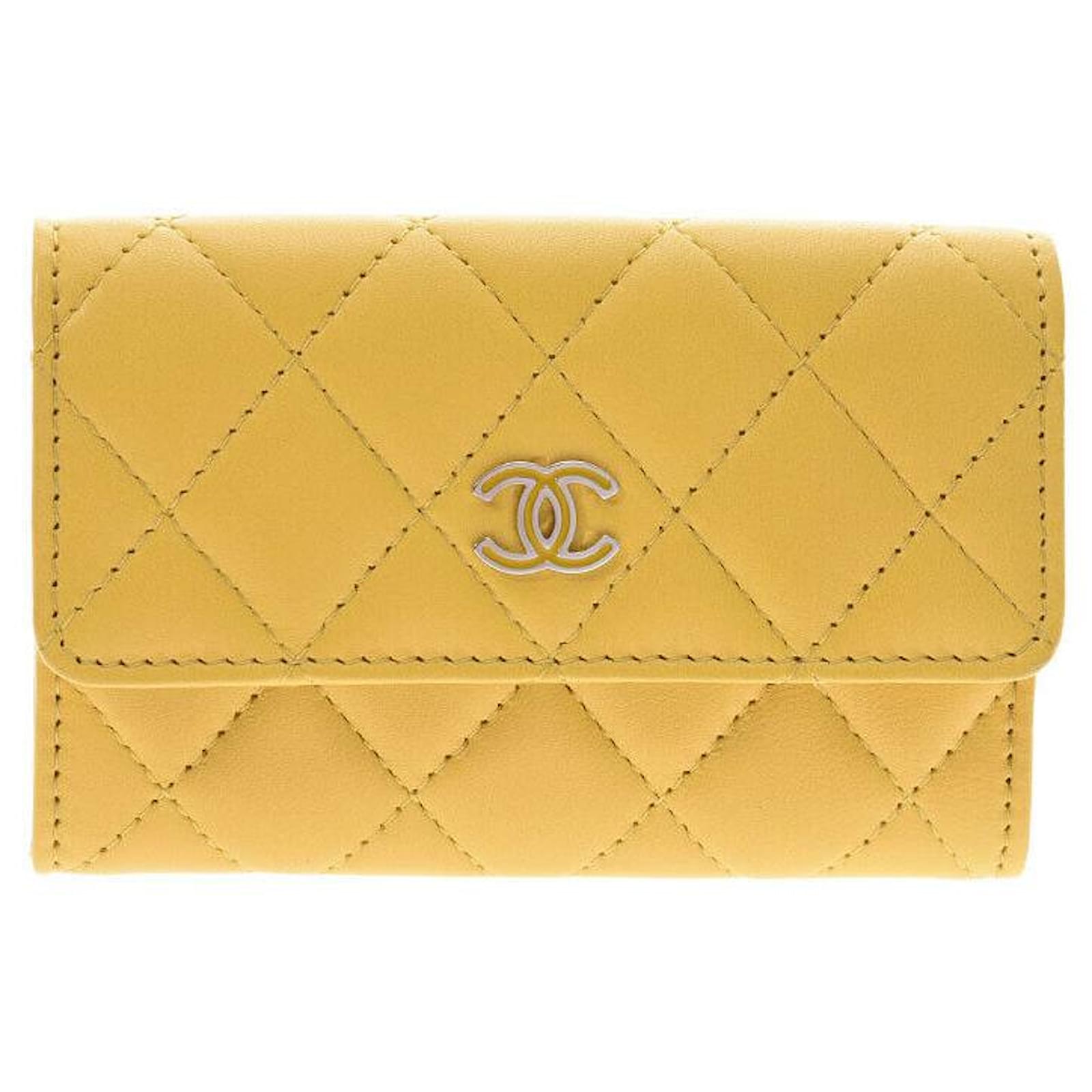 Chanel wallet Yellow Leather ref.157758 Joli Closet