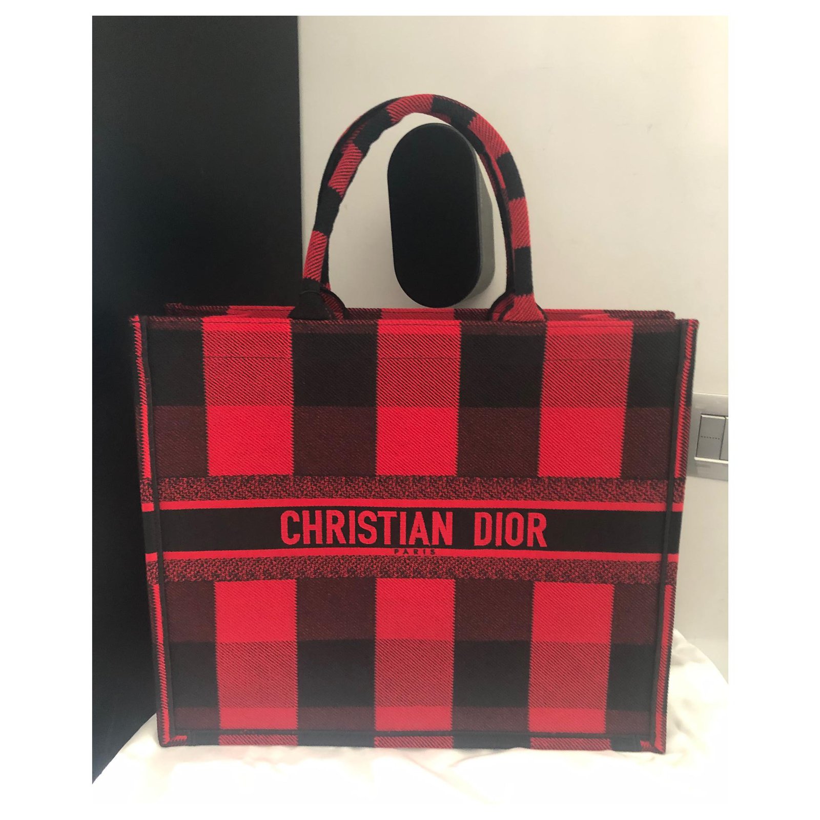 dior tote red