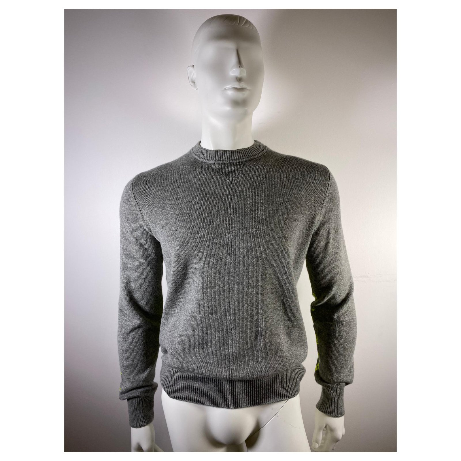 LOUIS VUITTON SWEATER Grey Wool ref.698341 - Joli Closet