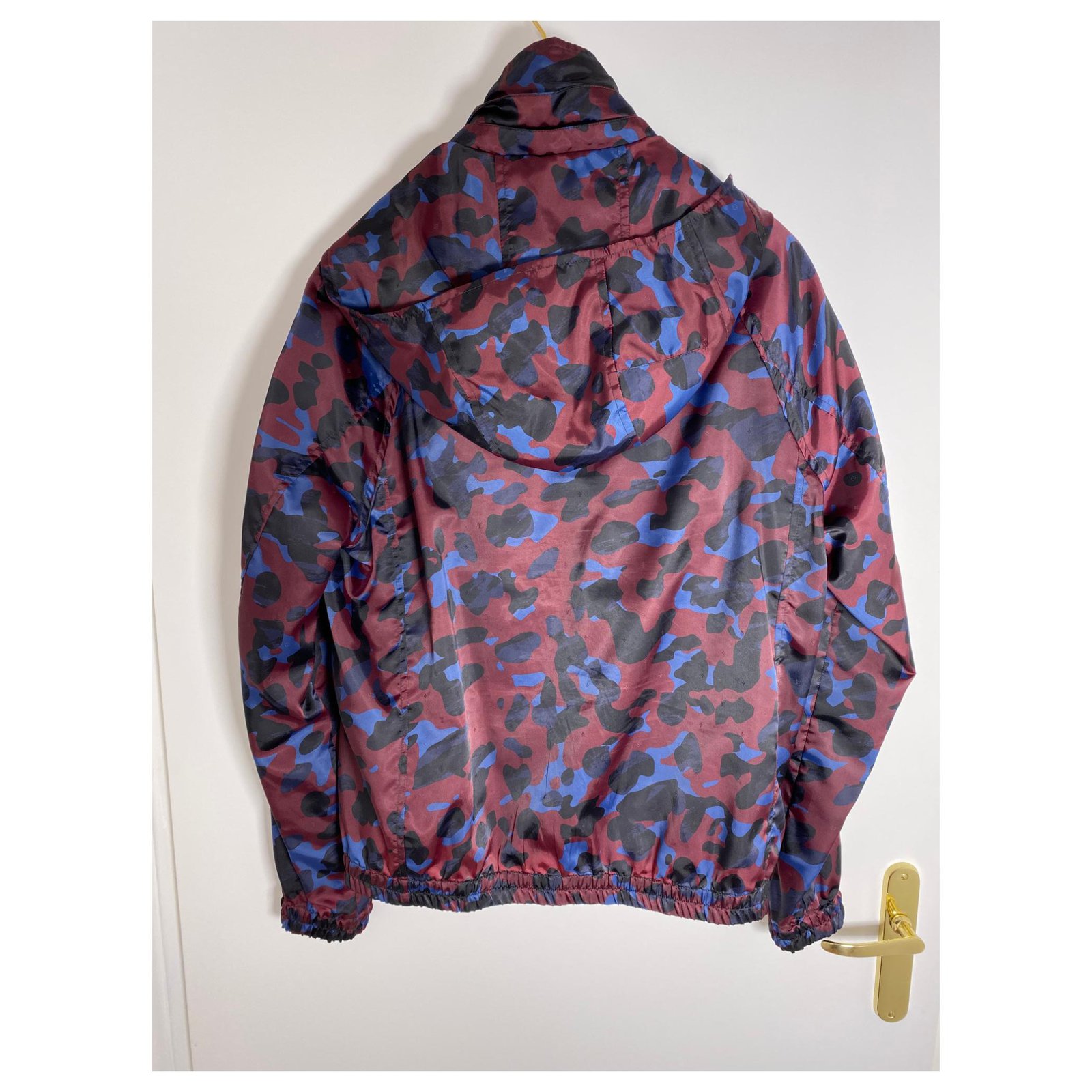 Louis Vuitton Blazers Jackets Blue Dark red Synthetic ref.158117 - Joli  Closet