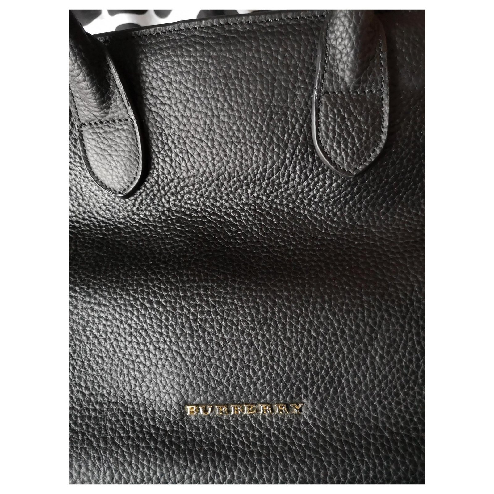 Burberry - Medium Leather Tote Bag Black