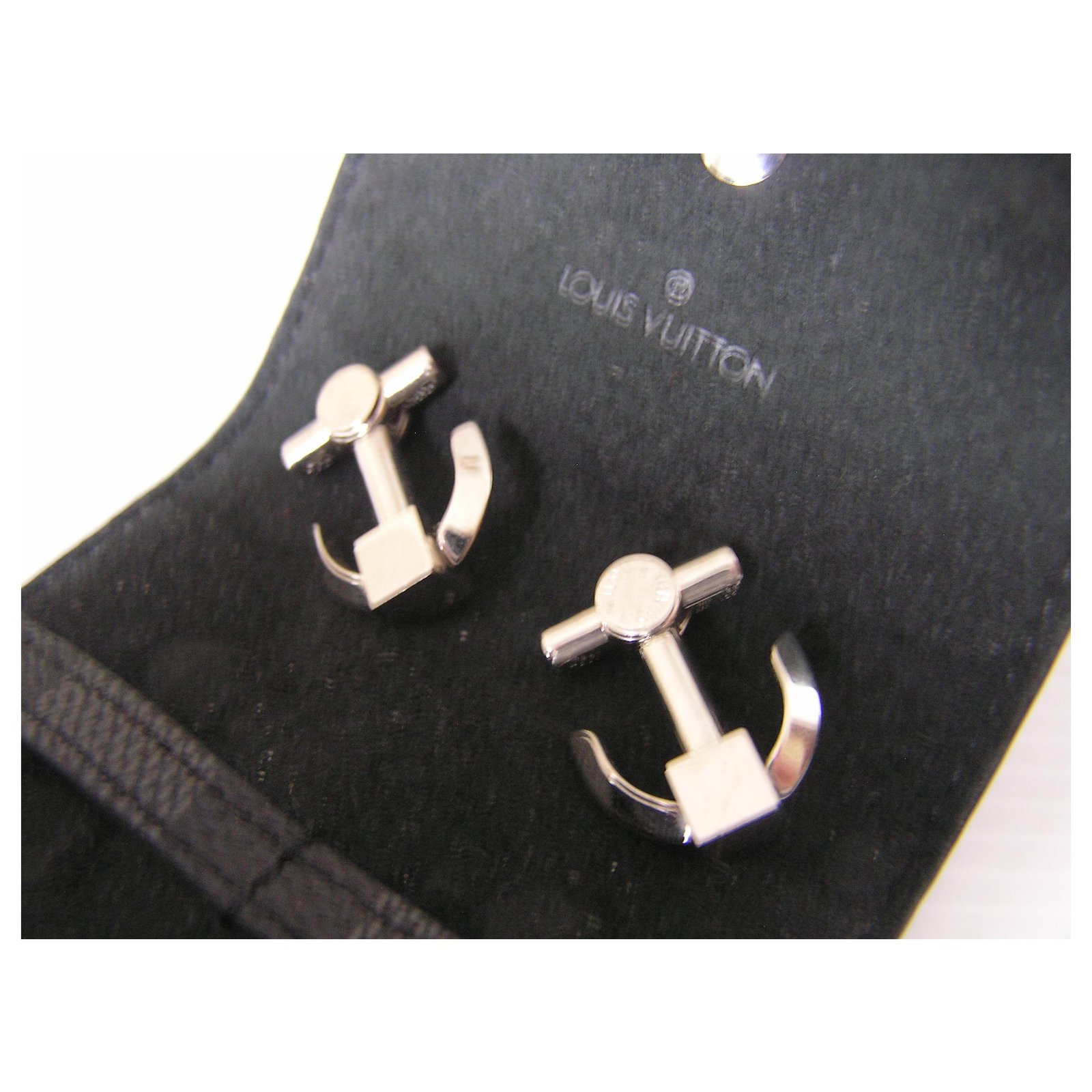 Authentic Louis Vuitton Silver Cufflinks Marine Anchor