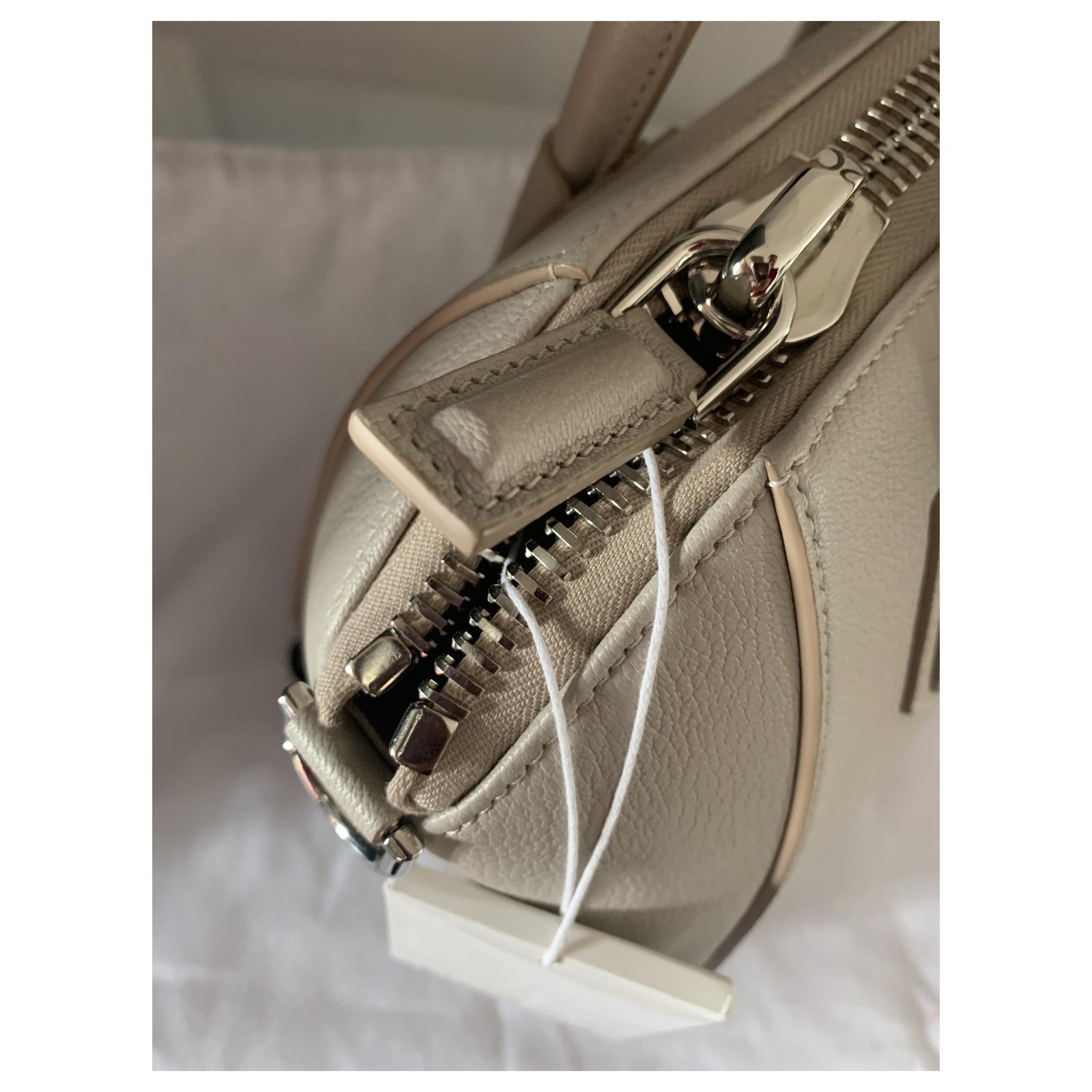 Céline Ring bag small Beige Leather ref.290737 - Joli Closet