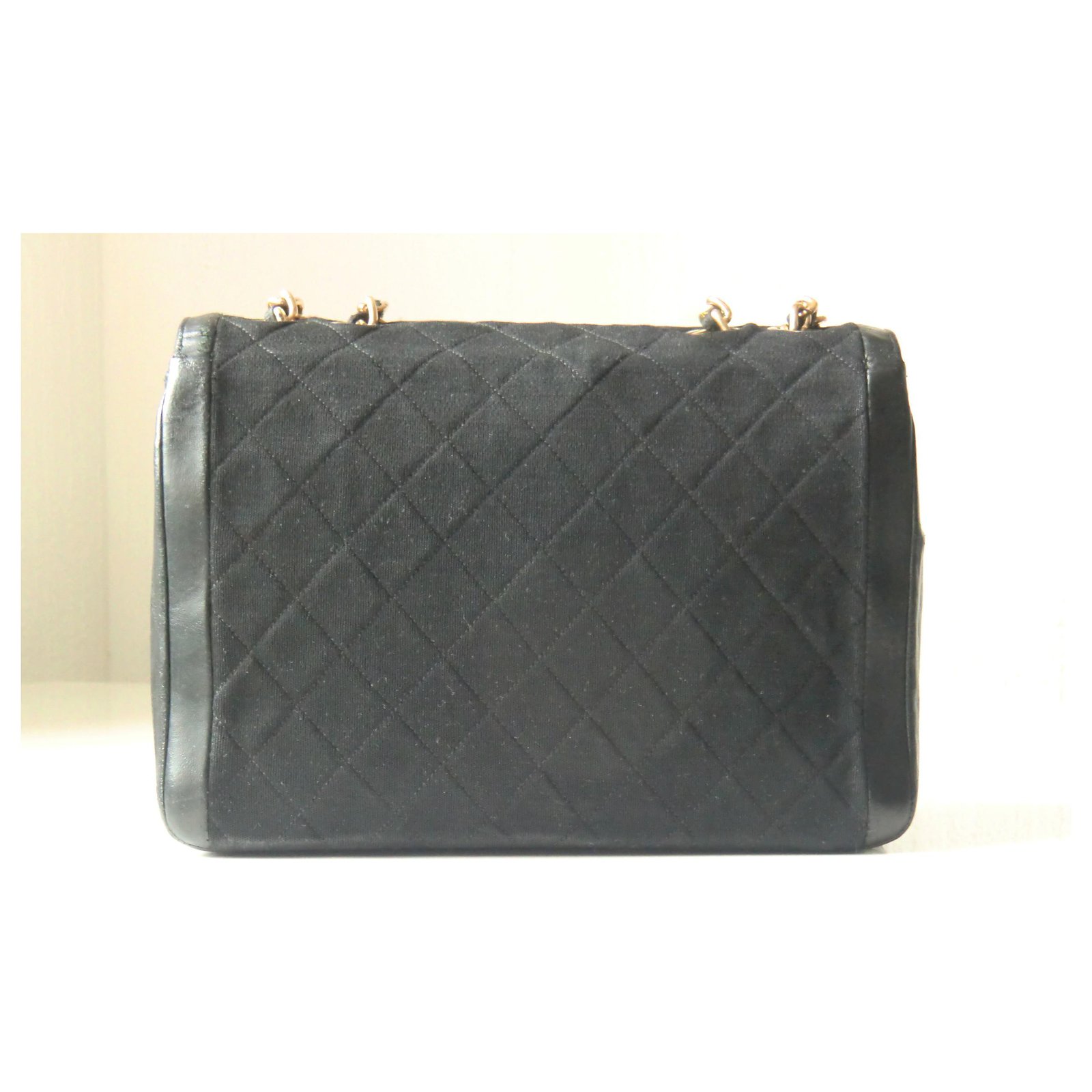 Timeless/classique cloth handbag Chanel Black in Cloth - 36621452