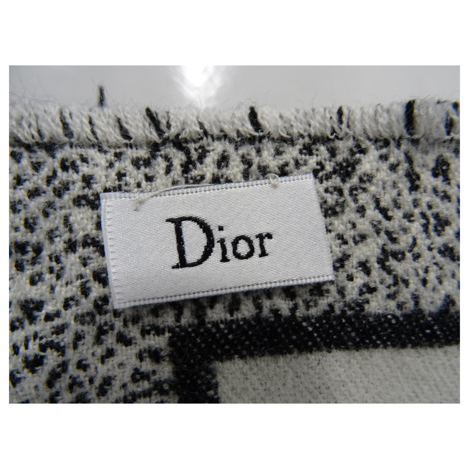 Stole Scarf Dior Beige Cashmere ref.160409 - Joli Closet