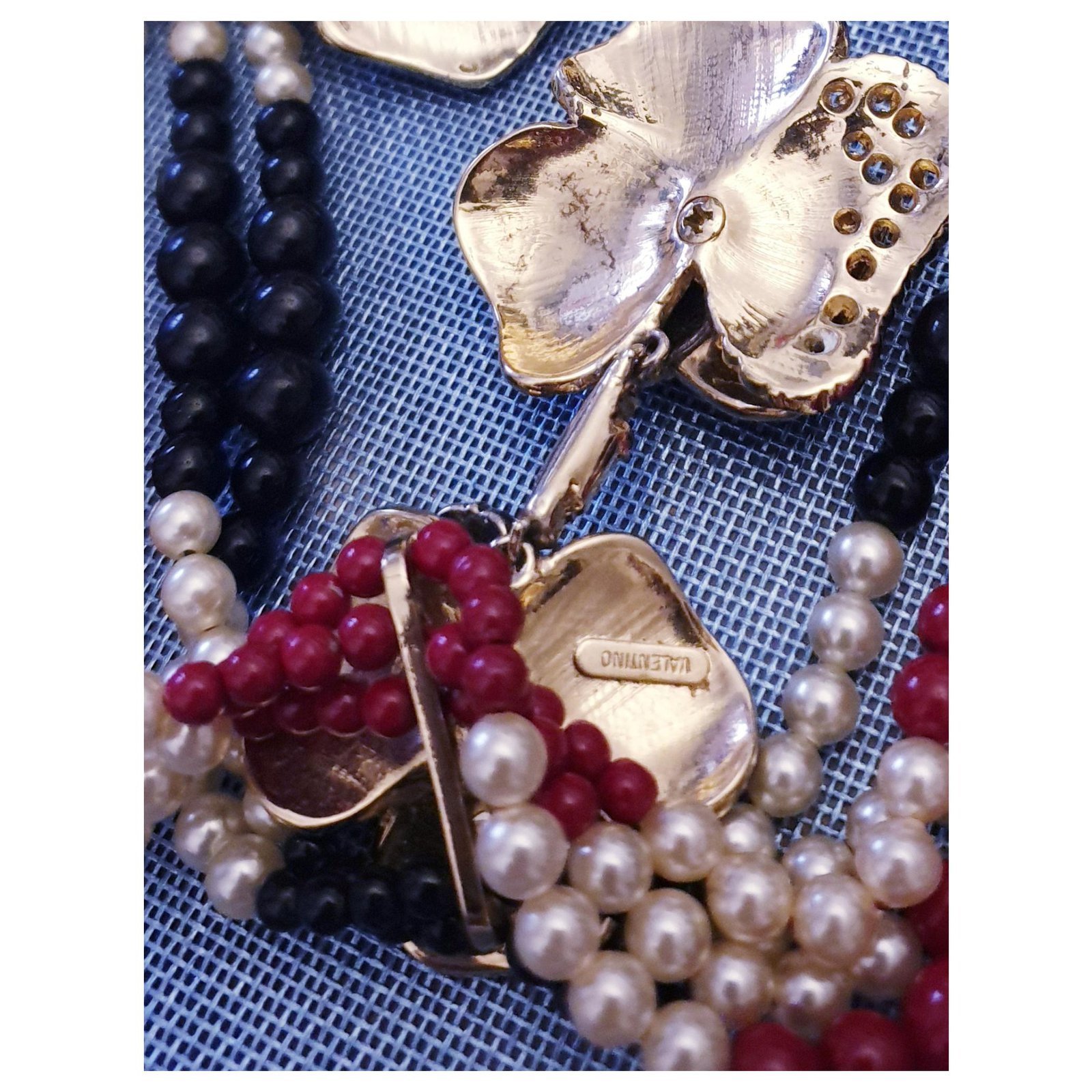 VLogo Signature Swarovski® crystal pearl necklace in gold - Valentino  Garavani | Mytheresa