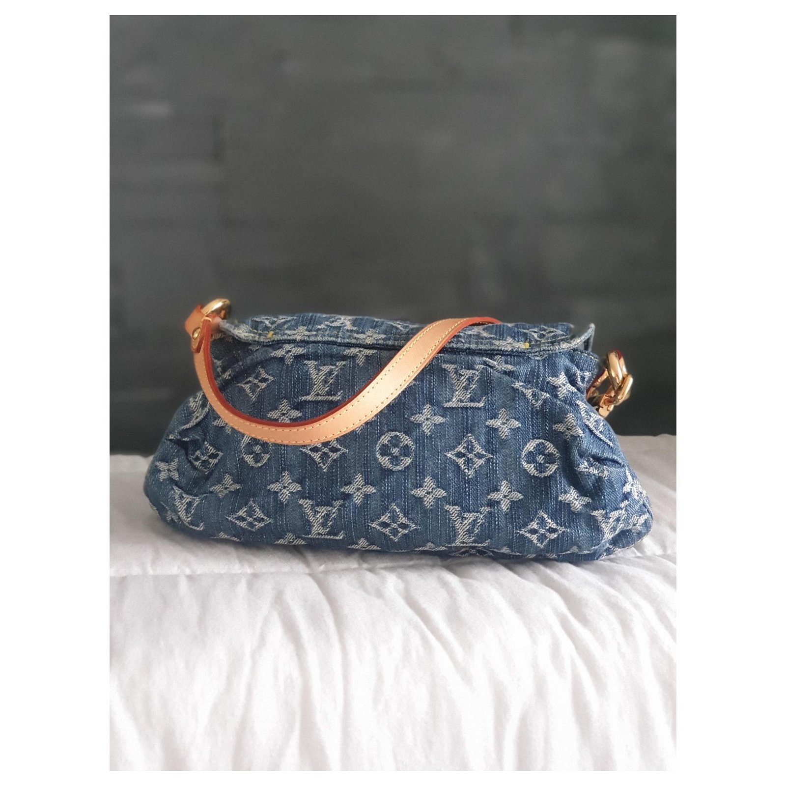 Bolso de mano Louis Vuitton Pleaty para mujer M95020 azul ref.300280 - Joli  Closet