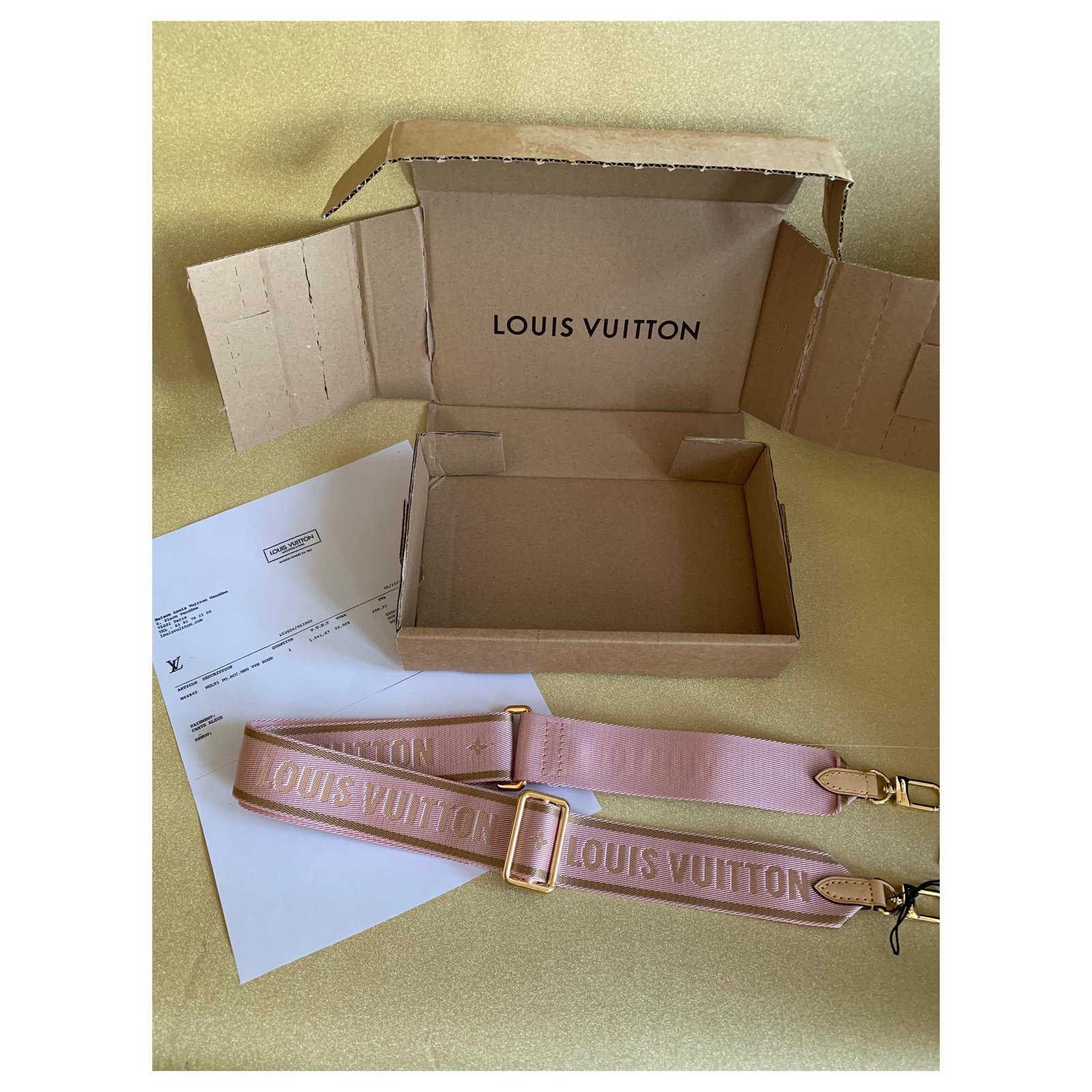 Louis Vuitton LV lined Zip pochette new Beige Leather ref.339976 - Joli  Closet