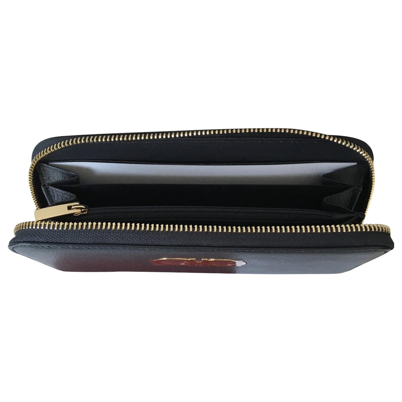 Salvatore Ferragamo Leather wallet Black ref.162711 - Joli Closet
