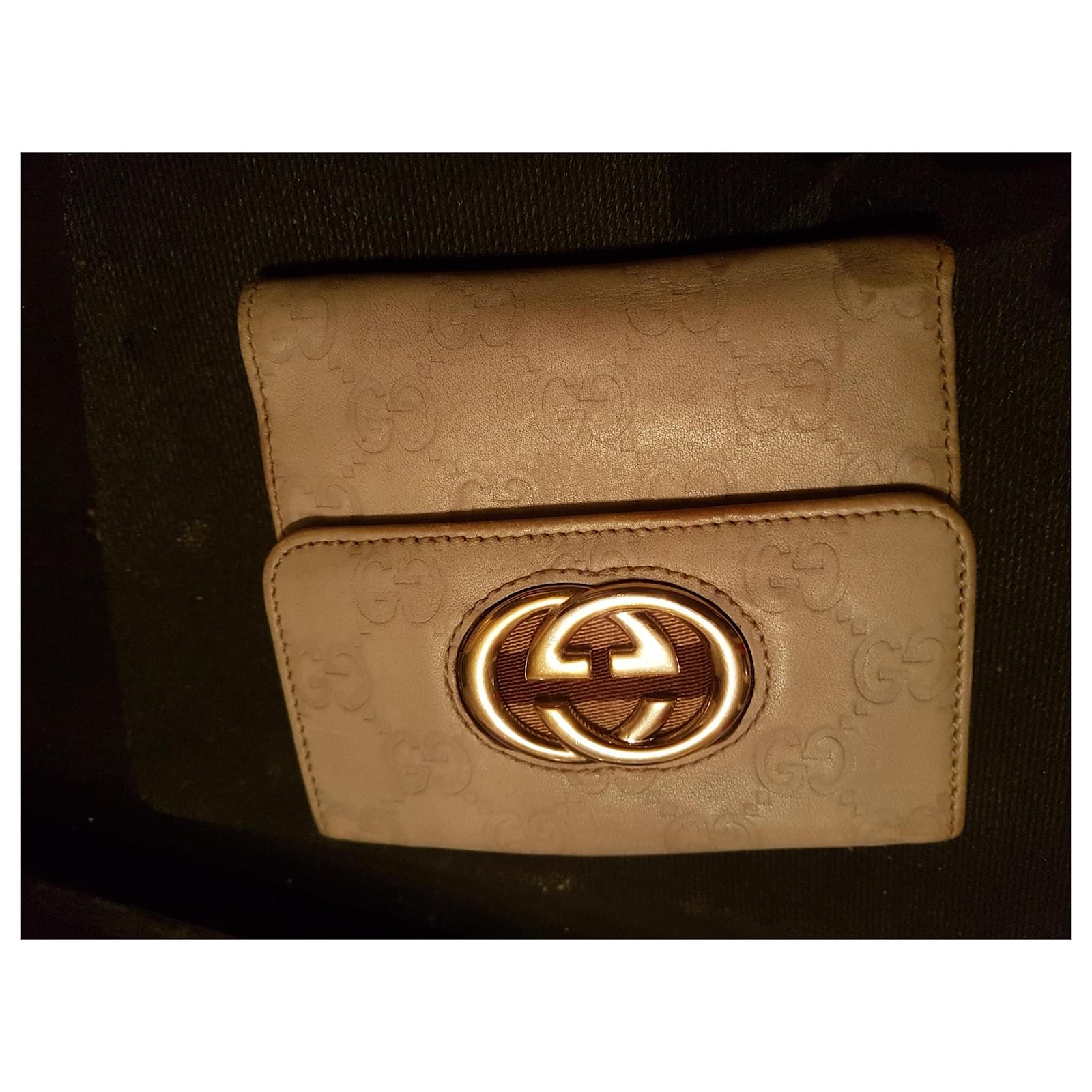 Gucci wallets Beige Leather ref.162746 Joli Closet
