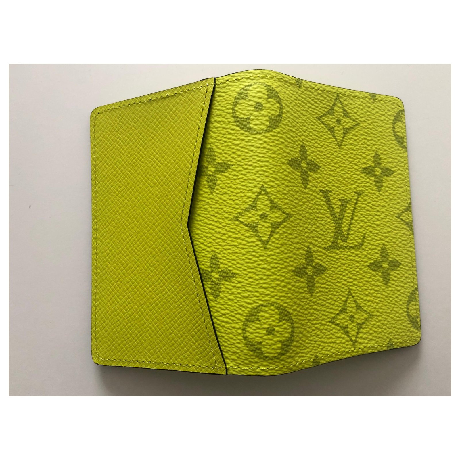 Authenticated used Louis Vuitton Taigarama Discovery Compact Wallet M67629 Women,Men Taigarama Wallet (Tri-Fold) Jaune, Adult Unisex, Size: (HxWxD)