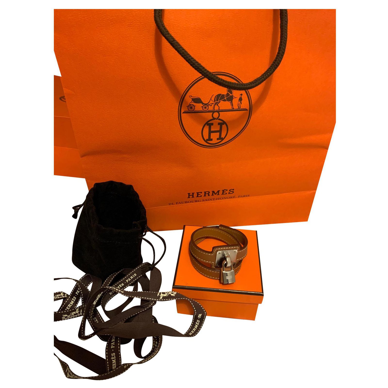 Hermès Hermes So Black Kelly lined tour bracelet Leather ref.156020 - Joli  Closet