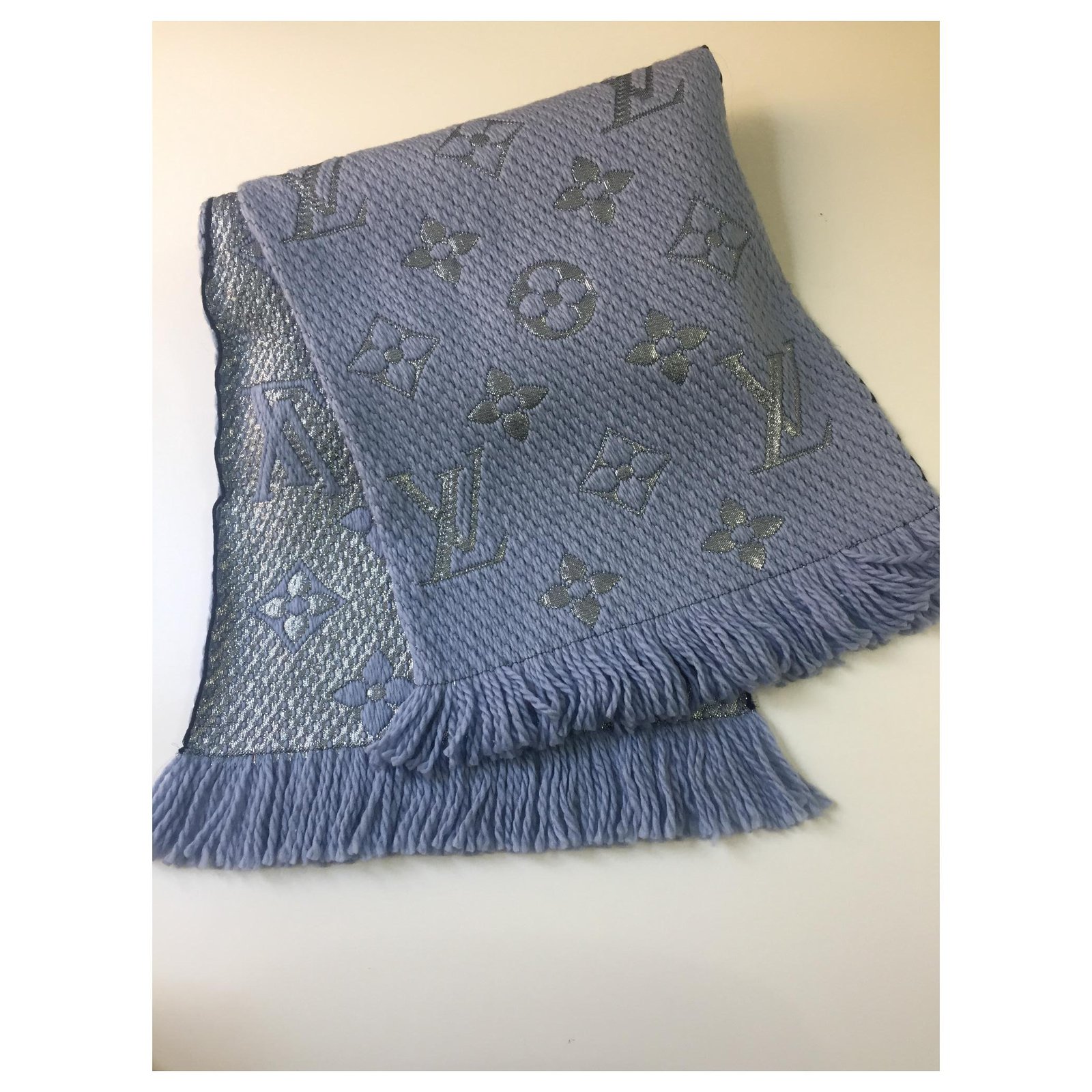 Louis Vuitton mink fur scarf Brown ref.780983 - Joli Closet