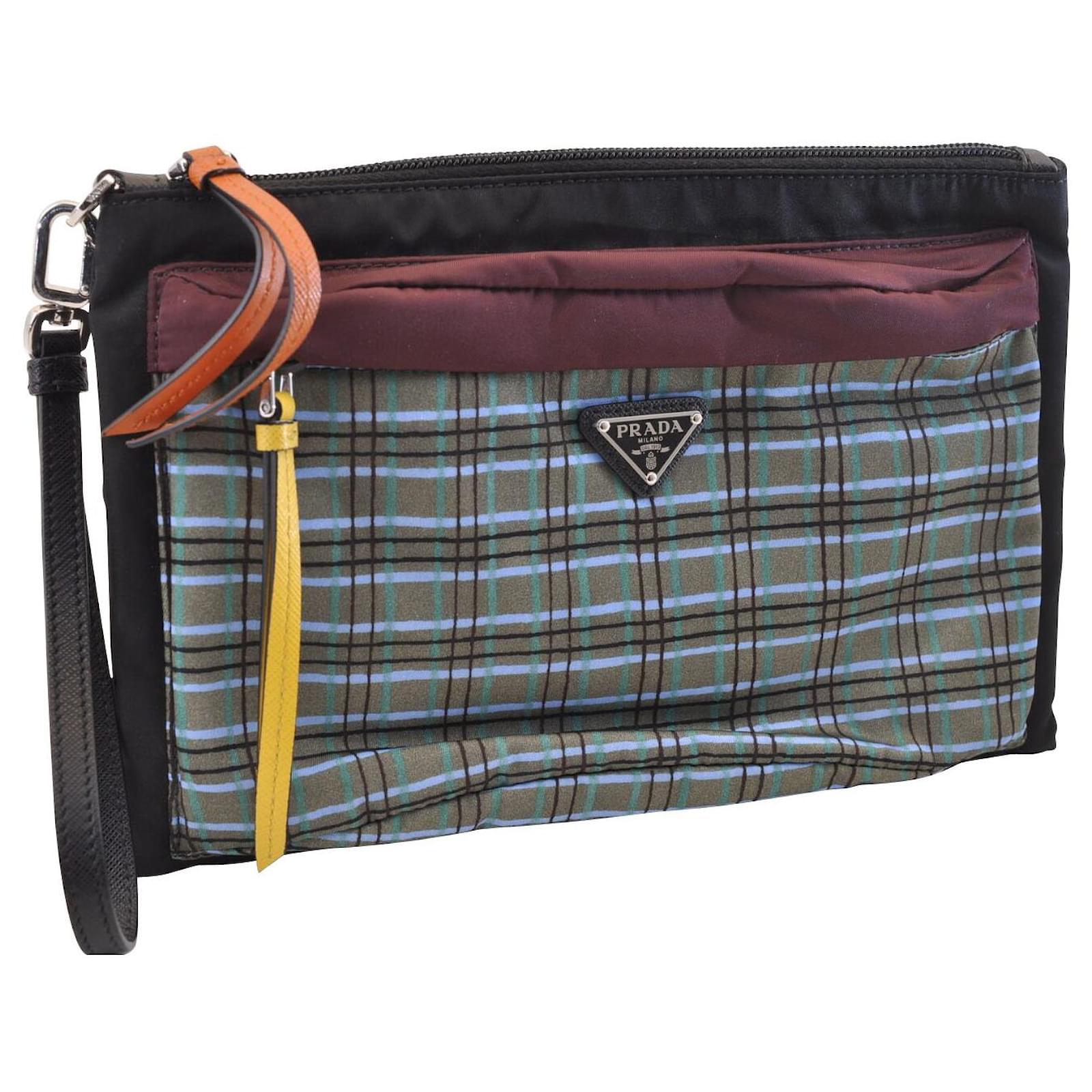 Prada Nylon Pouch Black ref.166502 Joli Closet