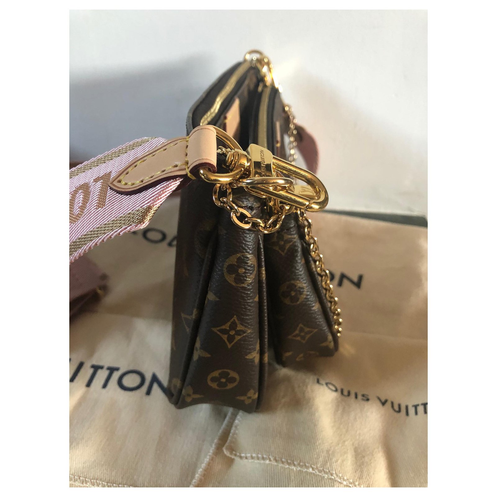 Louis Vuitton Accessories multi-pocket Brown Pink Golden Cloth ref.166799 -  Joli Closet