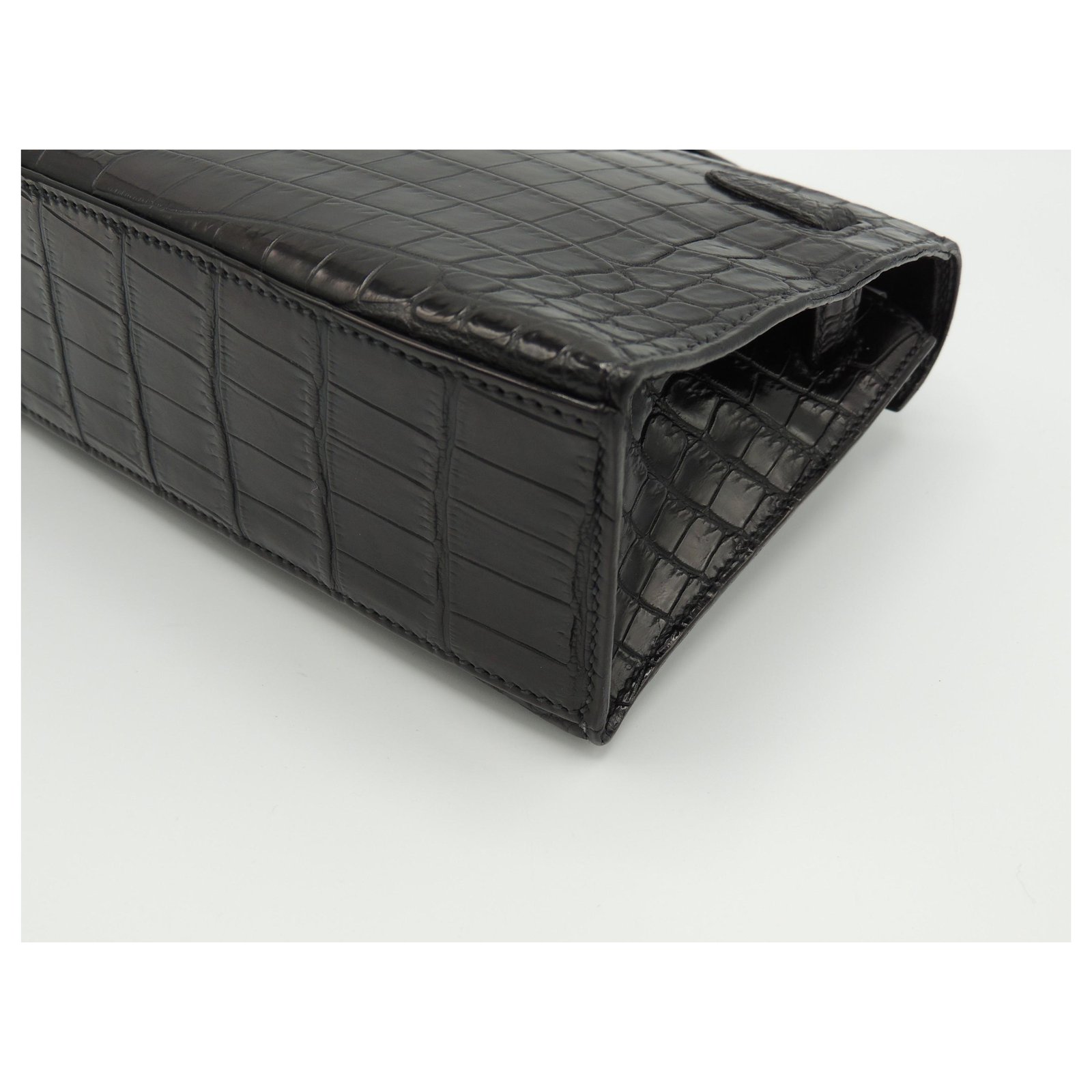 Hermès Kelly cut crocodile Black Exotic leather ref.52616 - Joli Closet