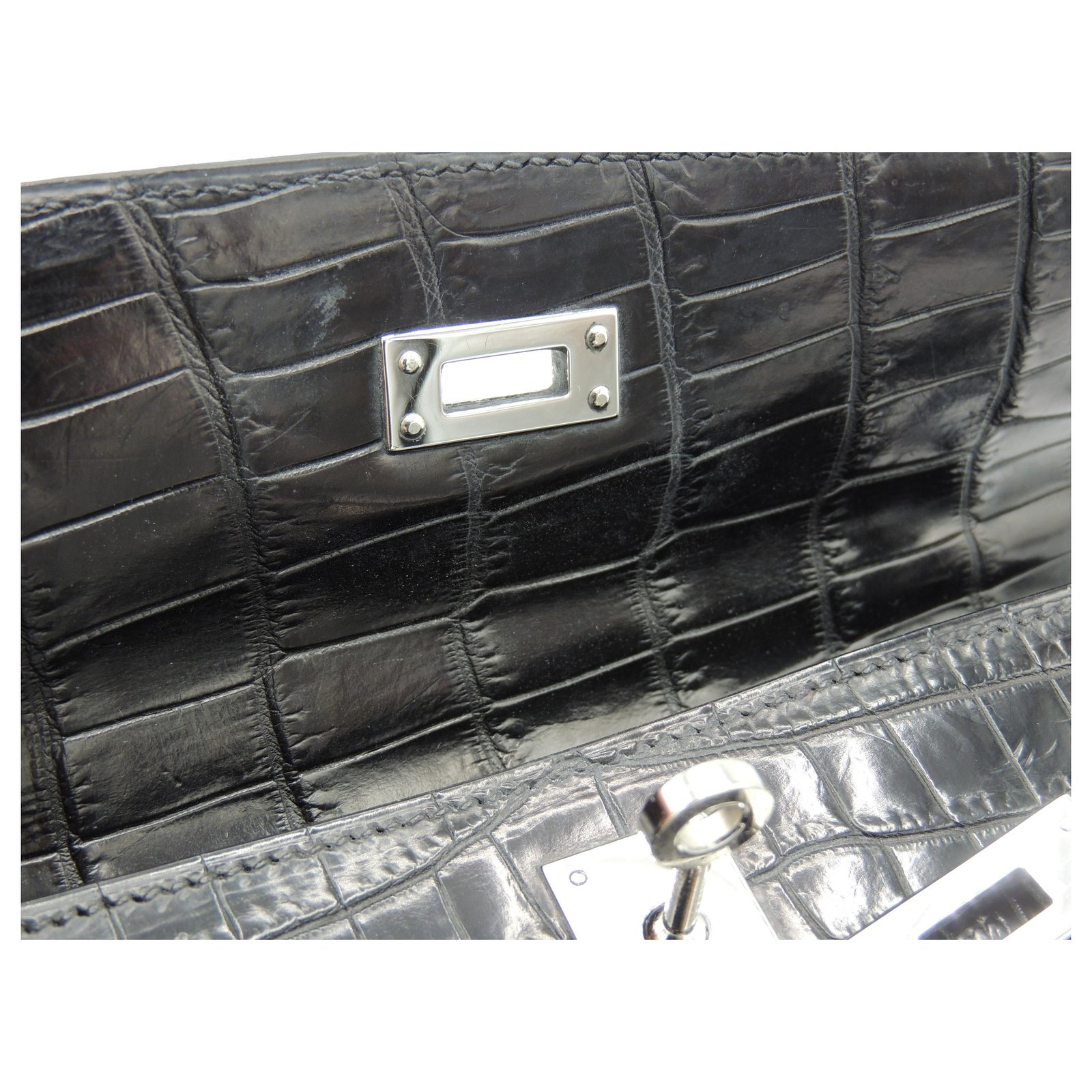 Hermès Kelly cut crocodile Black Exotic leather ref.52616 - Joli Closet