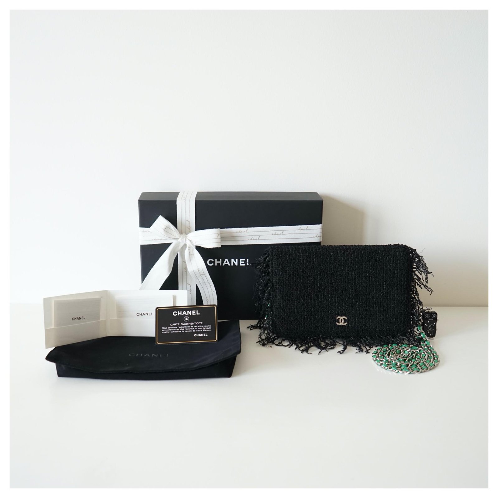 Chanel bag holder Black Plastic ref.136207 - Joli Closet