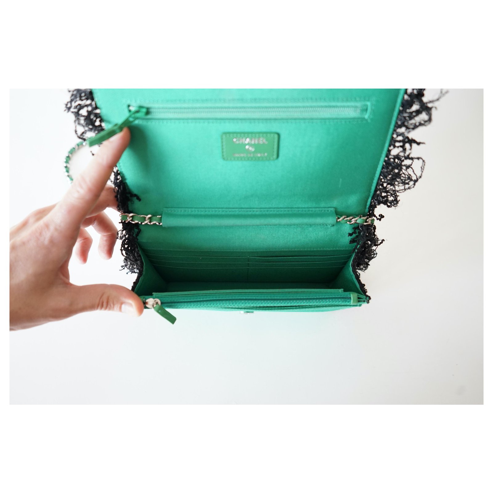 Chanel wallet Green Leather ref.341682 - Joli Closet