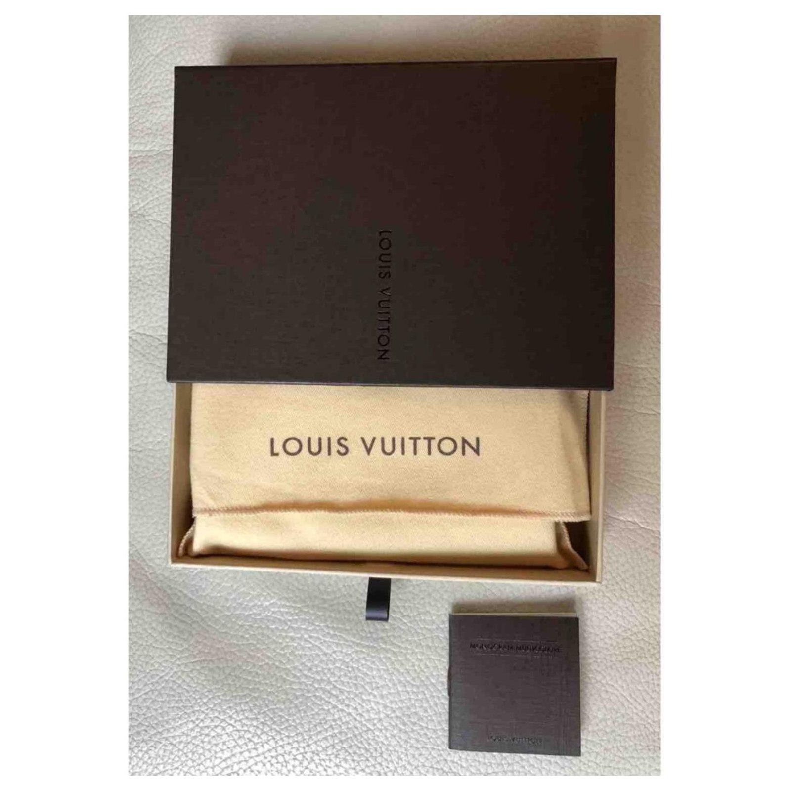 Louis Vuitton Alexandra wallet Multiple colors Cloth ref.170410