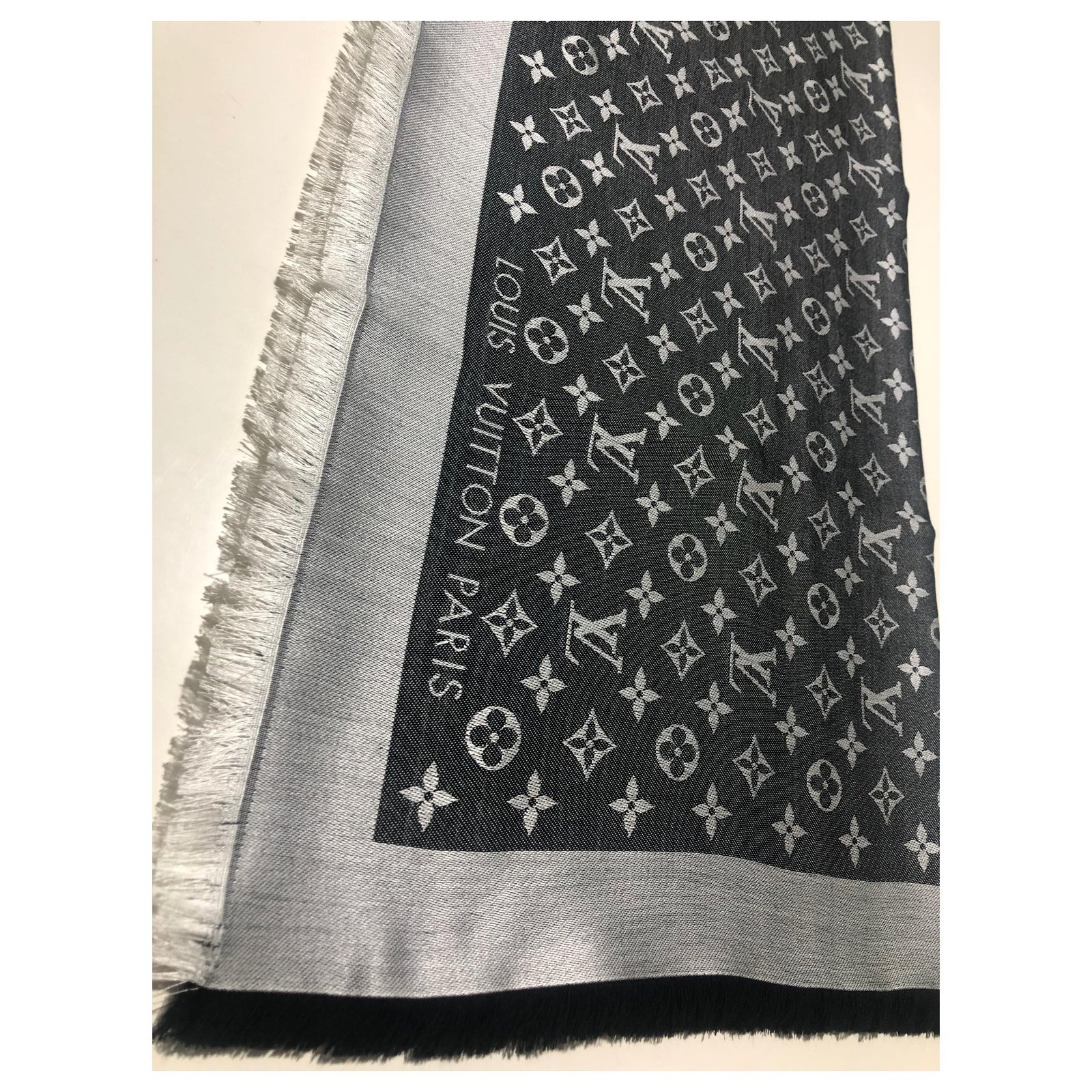Louis Vuitton Silk Wool Monogram Denim Shawl Black 556333