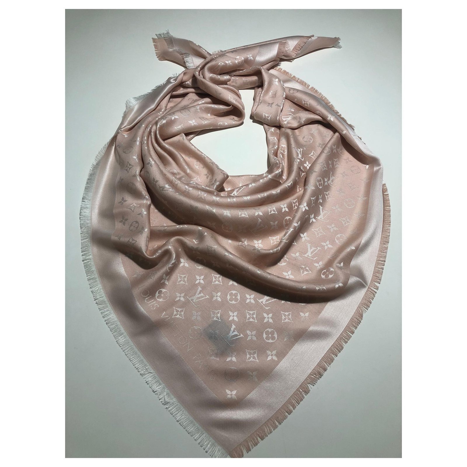 Louis Vuitton pink denim monogram Silk Wool ref.170591 - Joli Closet