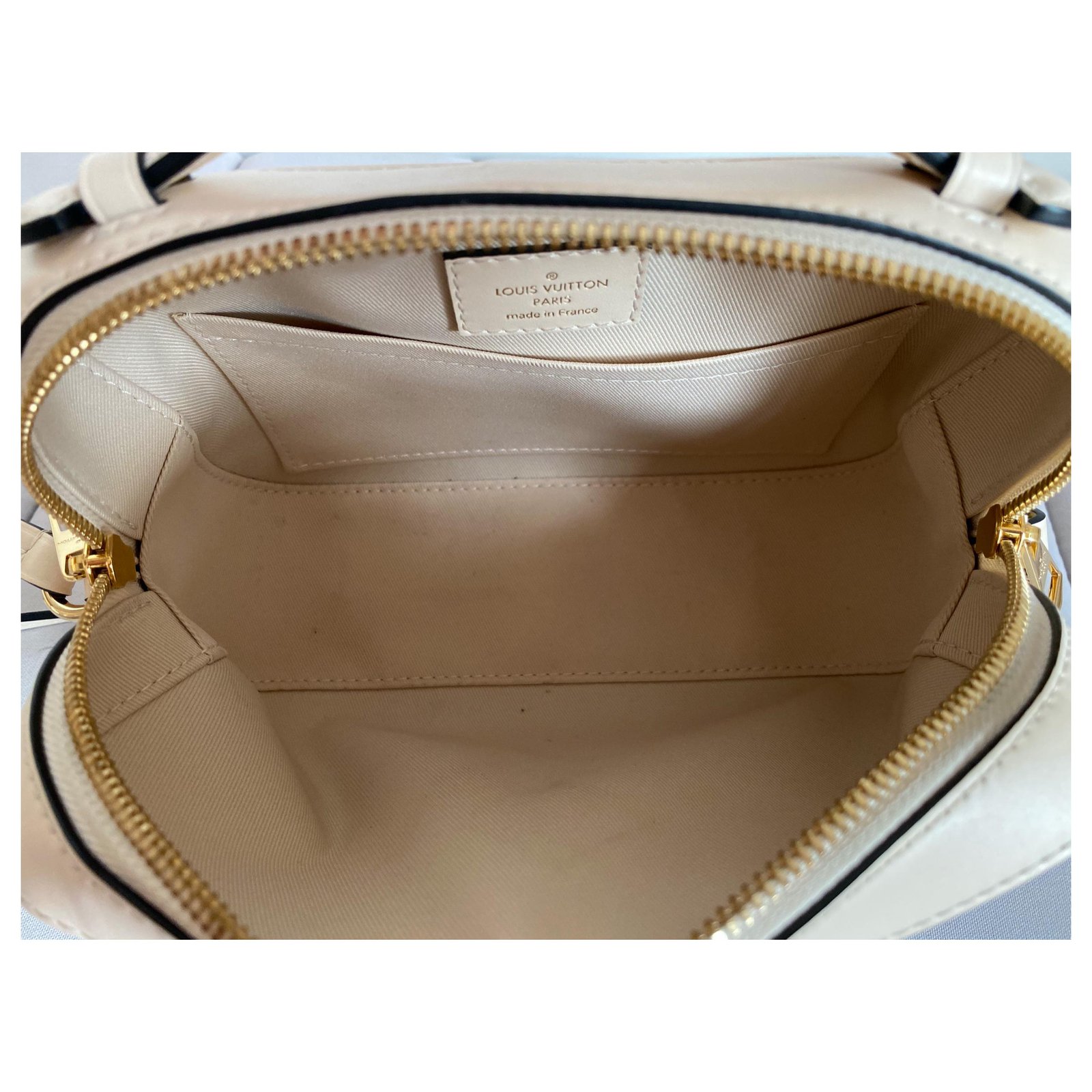 Louis Vuitton Handbags Brown Cream Leather ref.171554 - Joli Closet