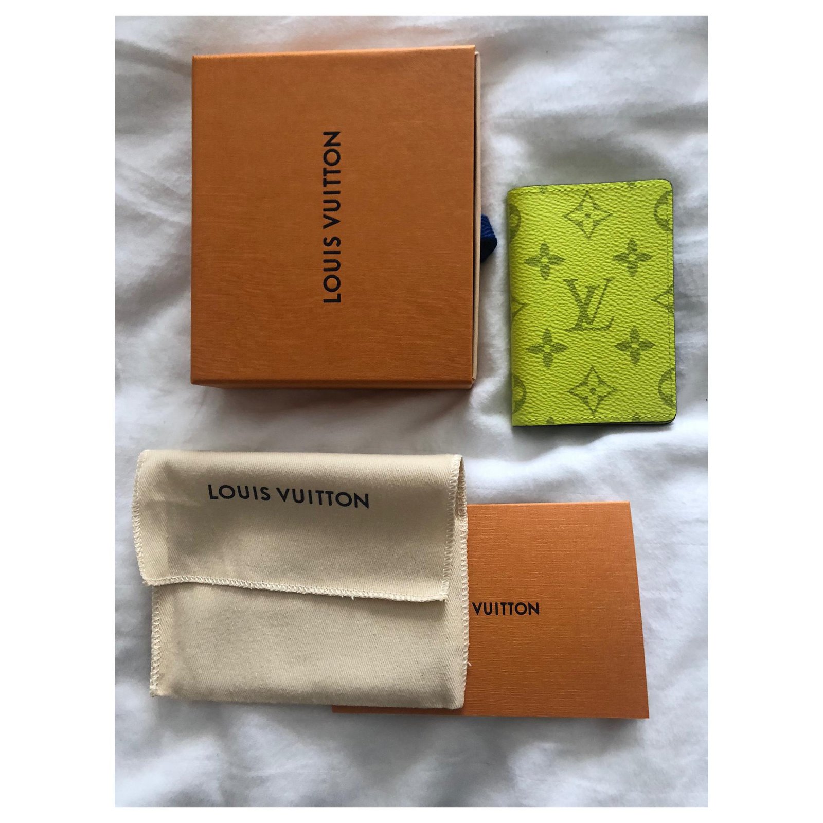 Pre-Owned Louis Vuitton Taigarama Discovery Compact Wallet M67629 Women,Men  Taigarama Wallet (tri-fold) Jaune (Good) 