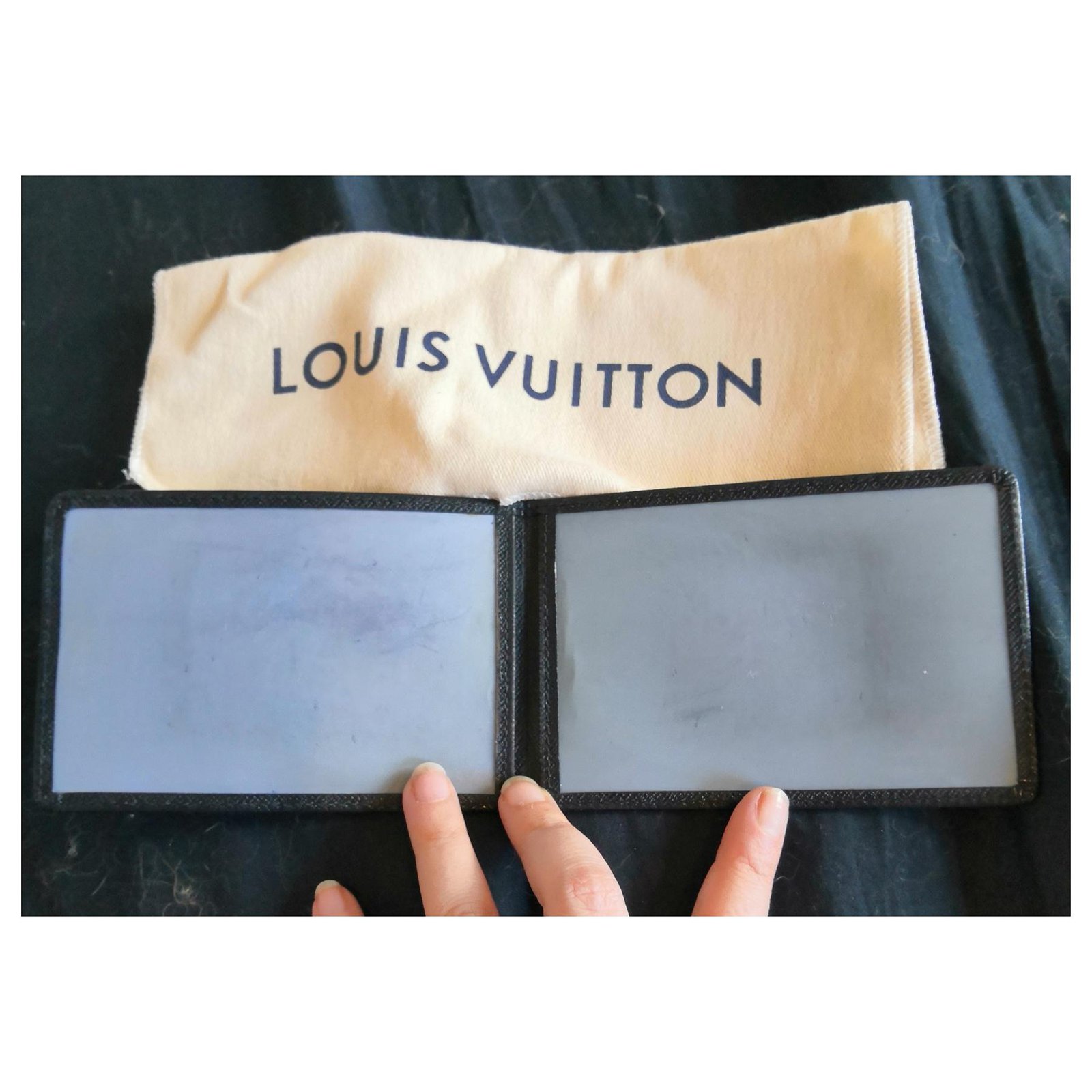 Superb Louis vuitton check card holder Black Leather ref.172665 - Joli  Closet