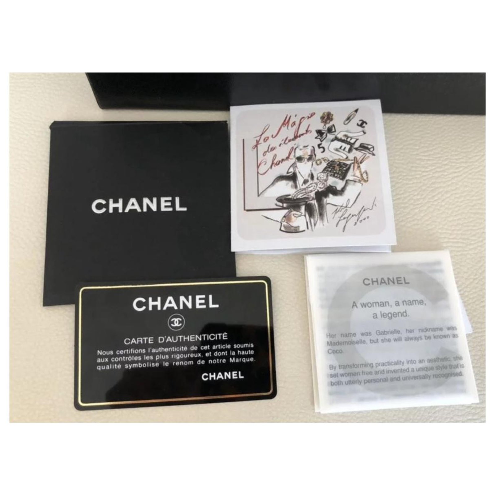 Chanel Record Clutch bag Black Red Golden Patent leather ref.172807 - Joli  Closet