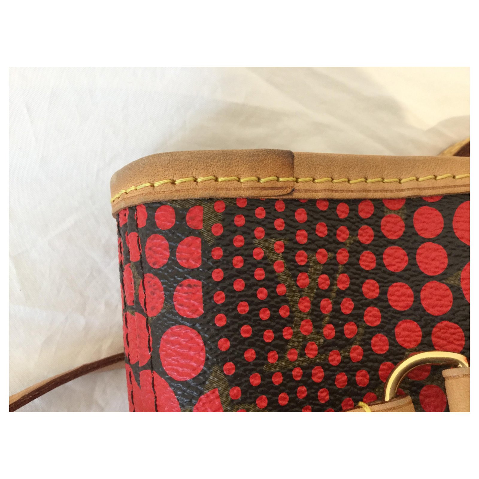 Louis Vuitton Kimono Red Cloth ref.897046 - Joli Closet