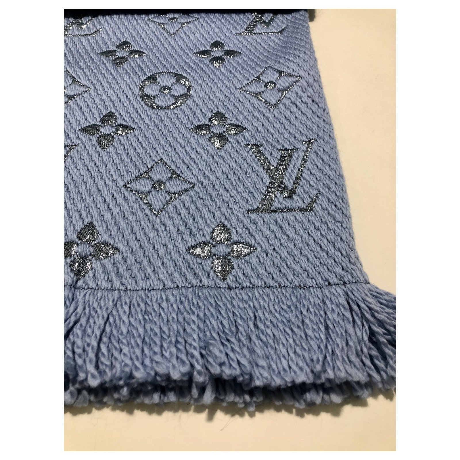 Louis Vuitton Logomania Shine Wool Scarf Wool Scarf - Silver Scarves and  Shawls, Accessories - LOU788072