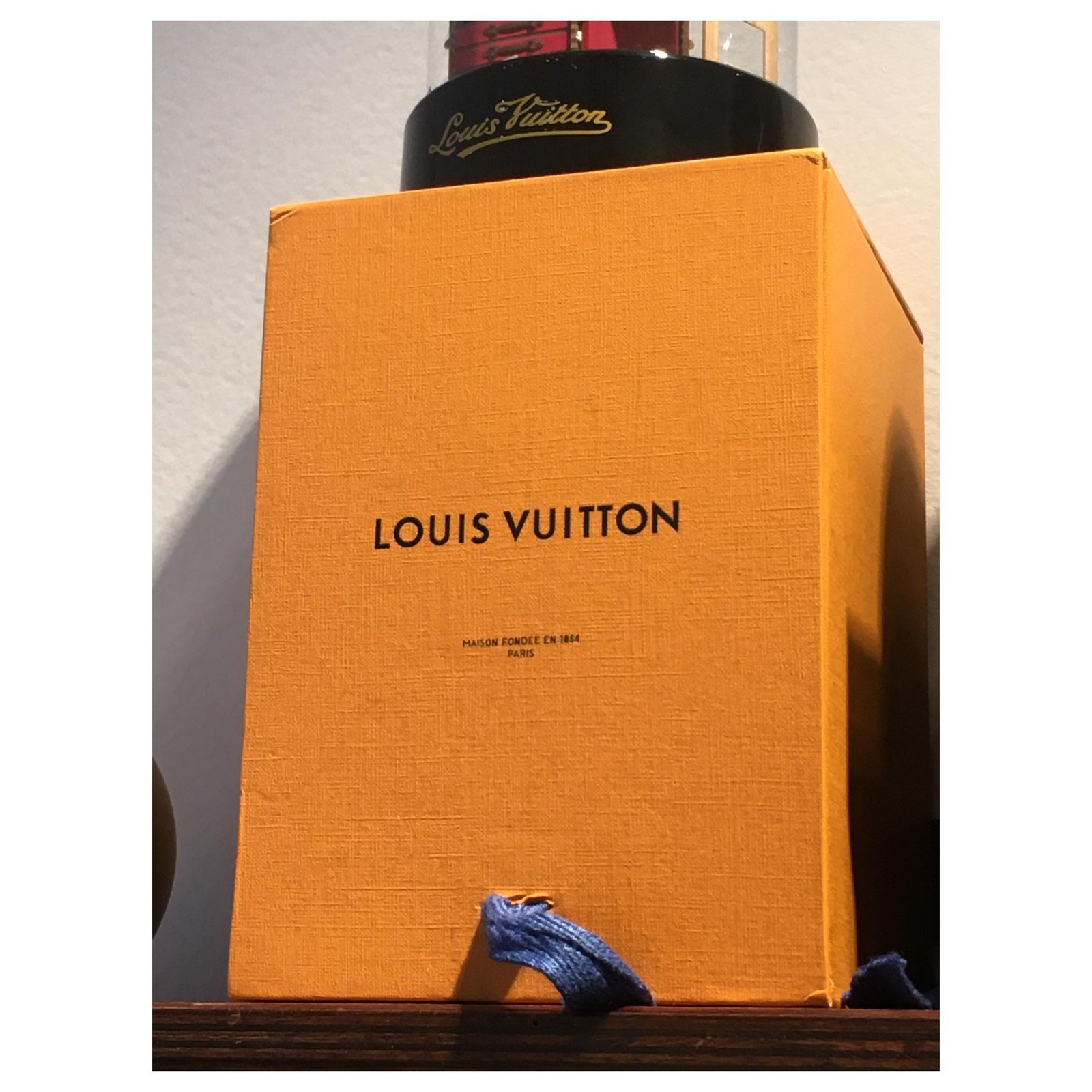 Louis vuitton snow globe Multiple colors Glass ref.633961 - Joli