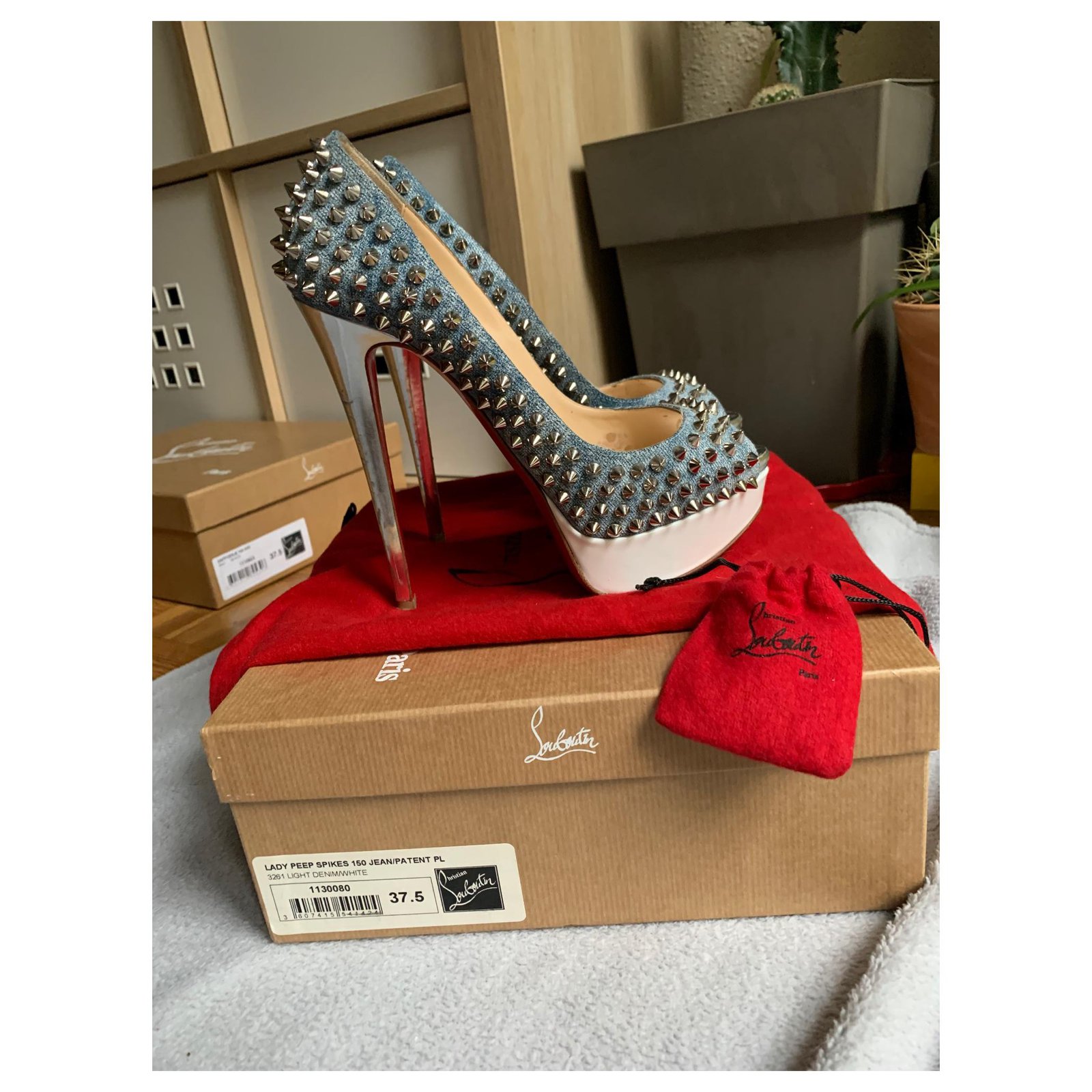 ルブタン LADY PEEP SPIKES 150 | angeloawards.com