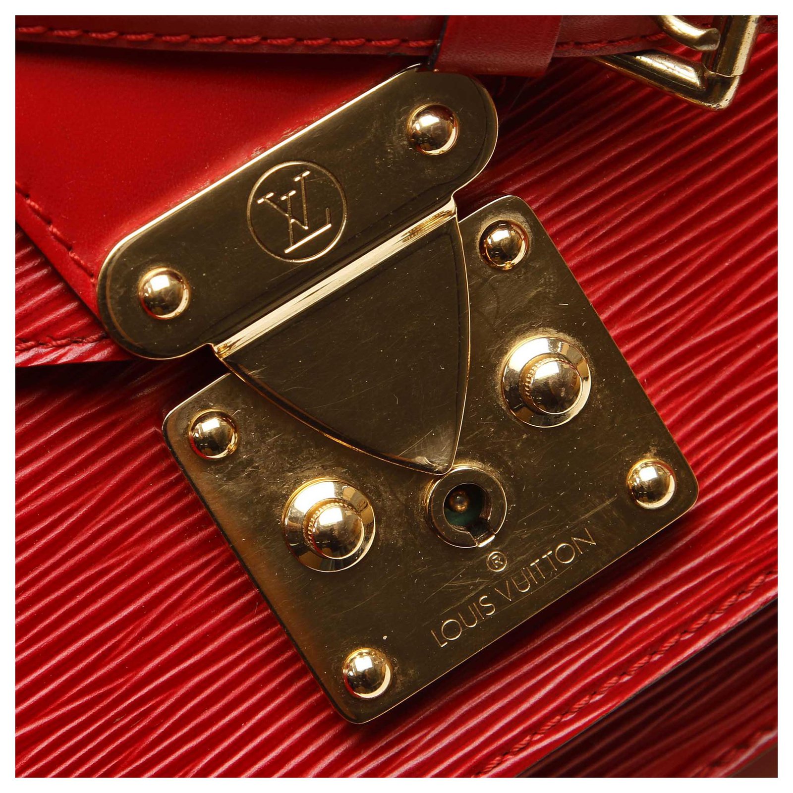 Louis Vuitton White Epi Monceau Crossbody Bag Leather ref.175592 - Joli  Closet